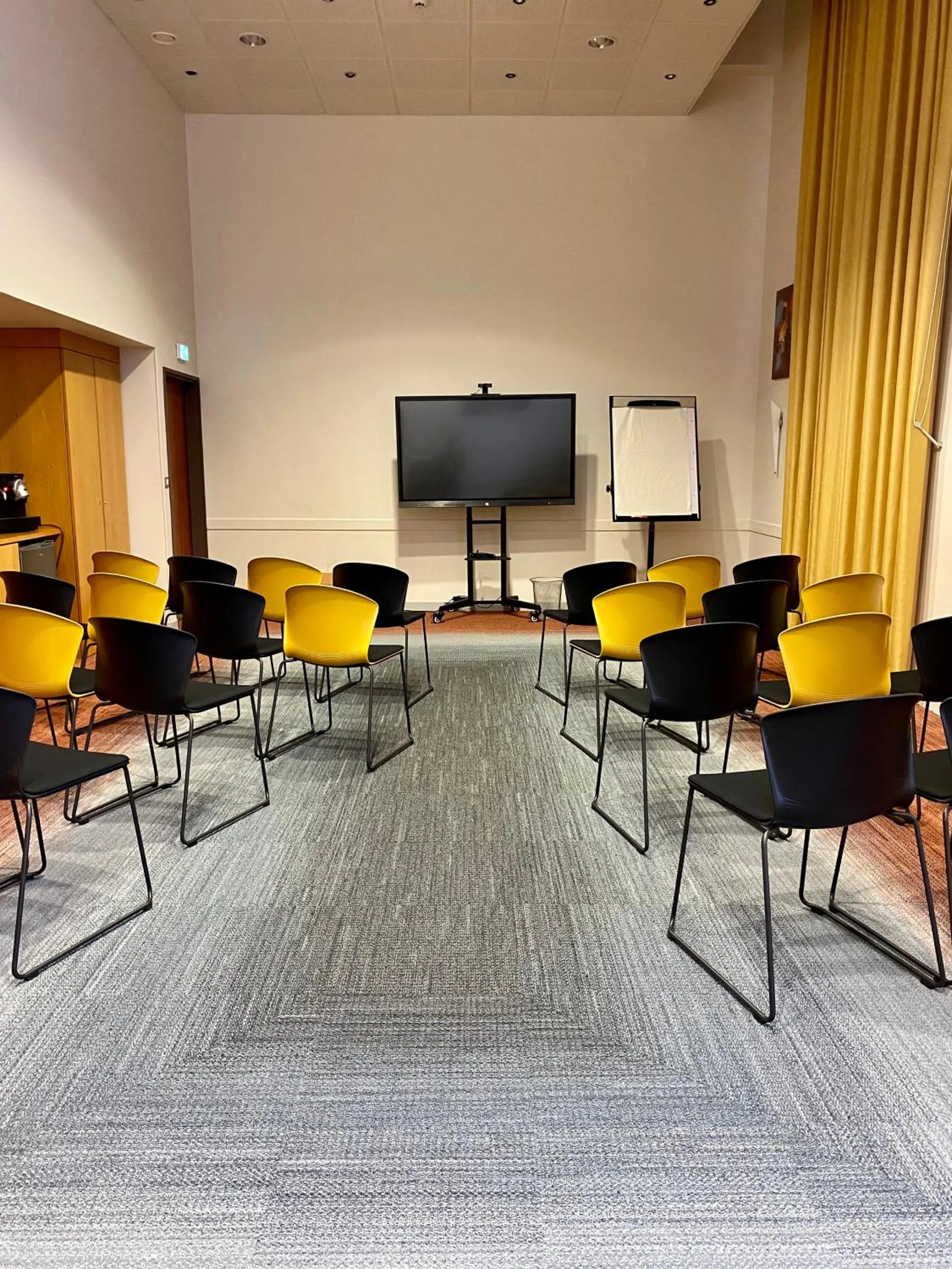 Meeting/conference room in Best Western Plus Hôtel Colbert
