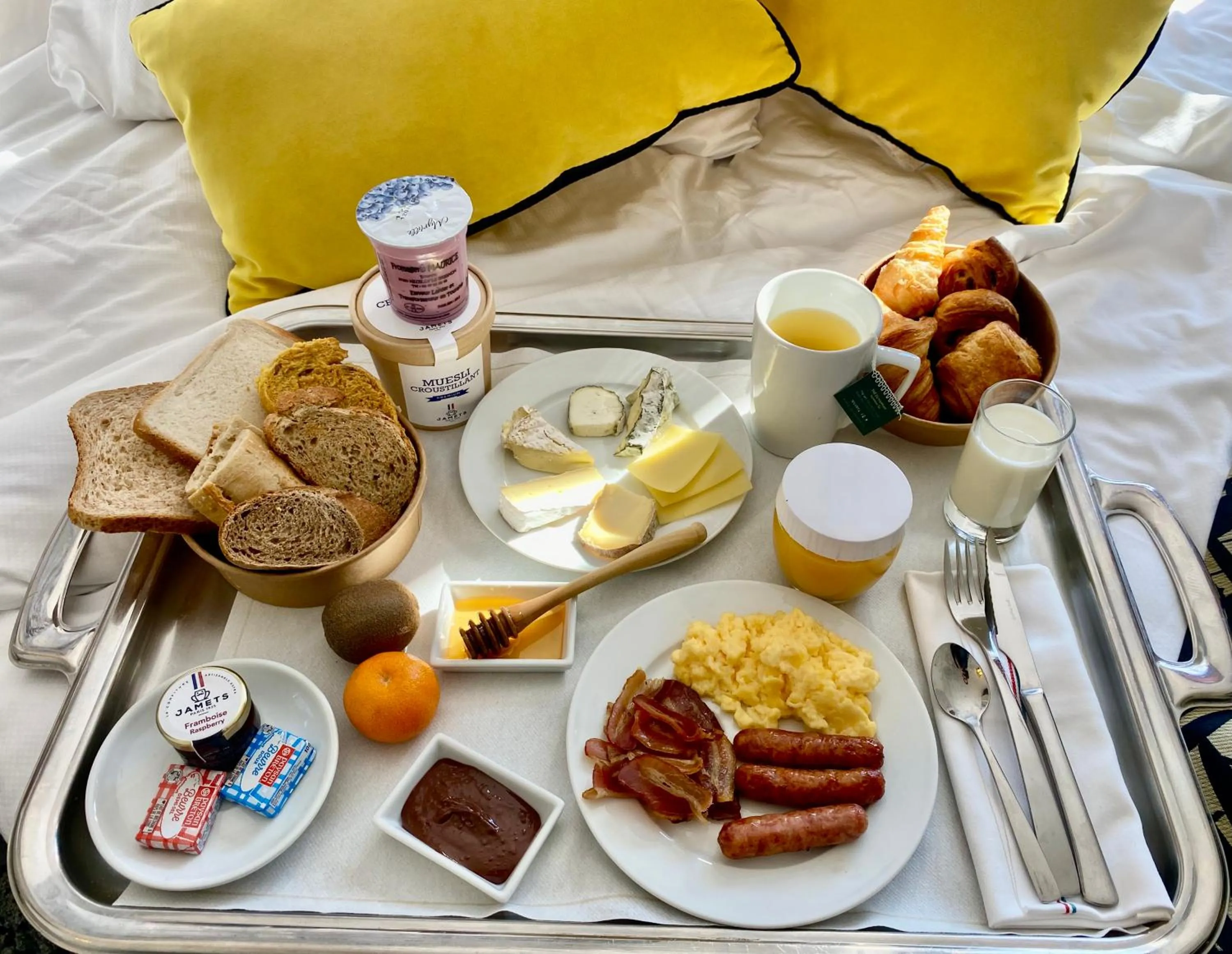 Breakfast in Best Western Plus Hôtel Colbert