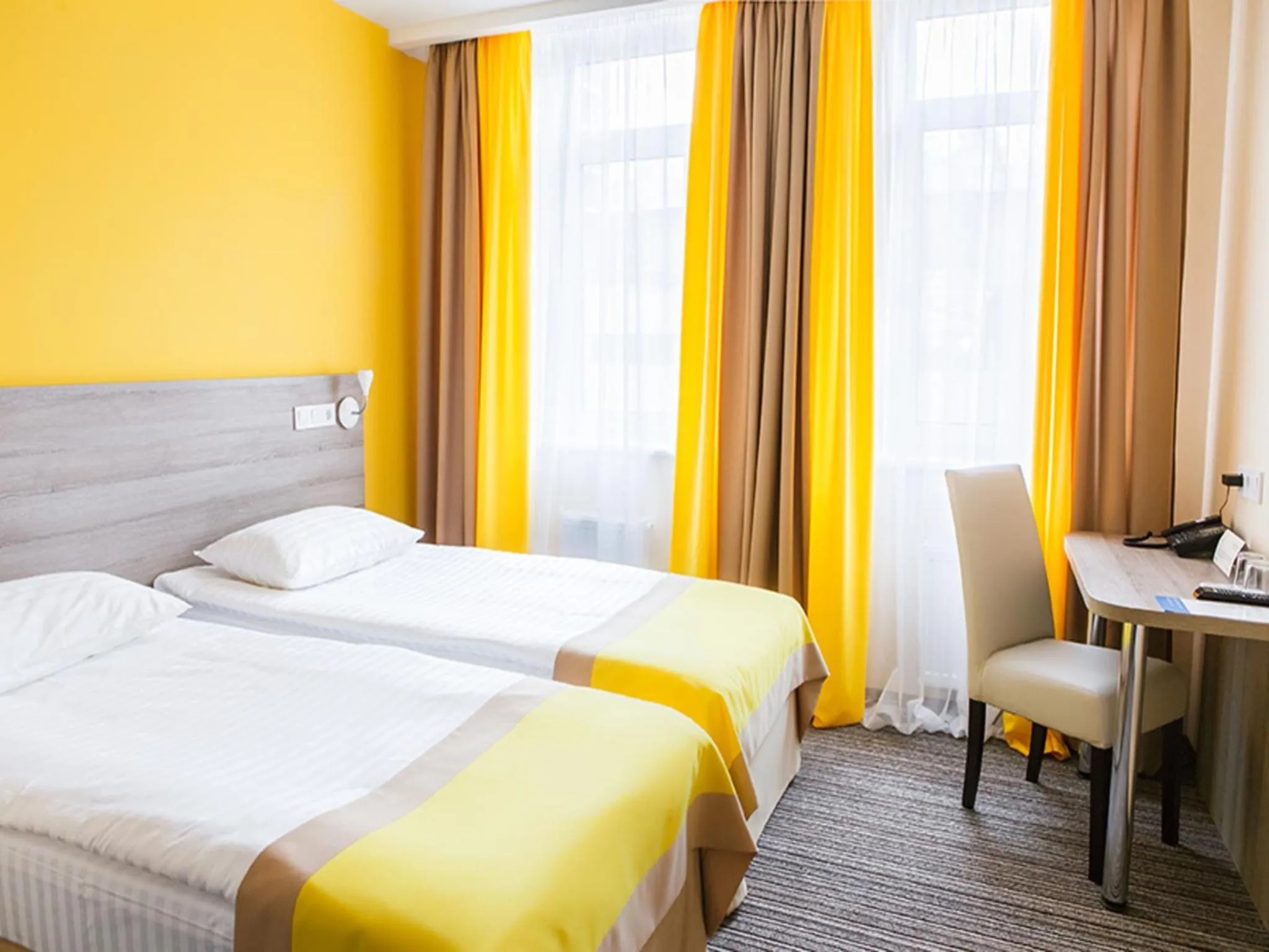 Photo of the whole room, Bed in Raziotel Kyiv Yamska