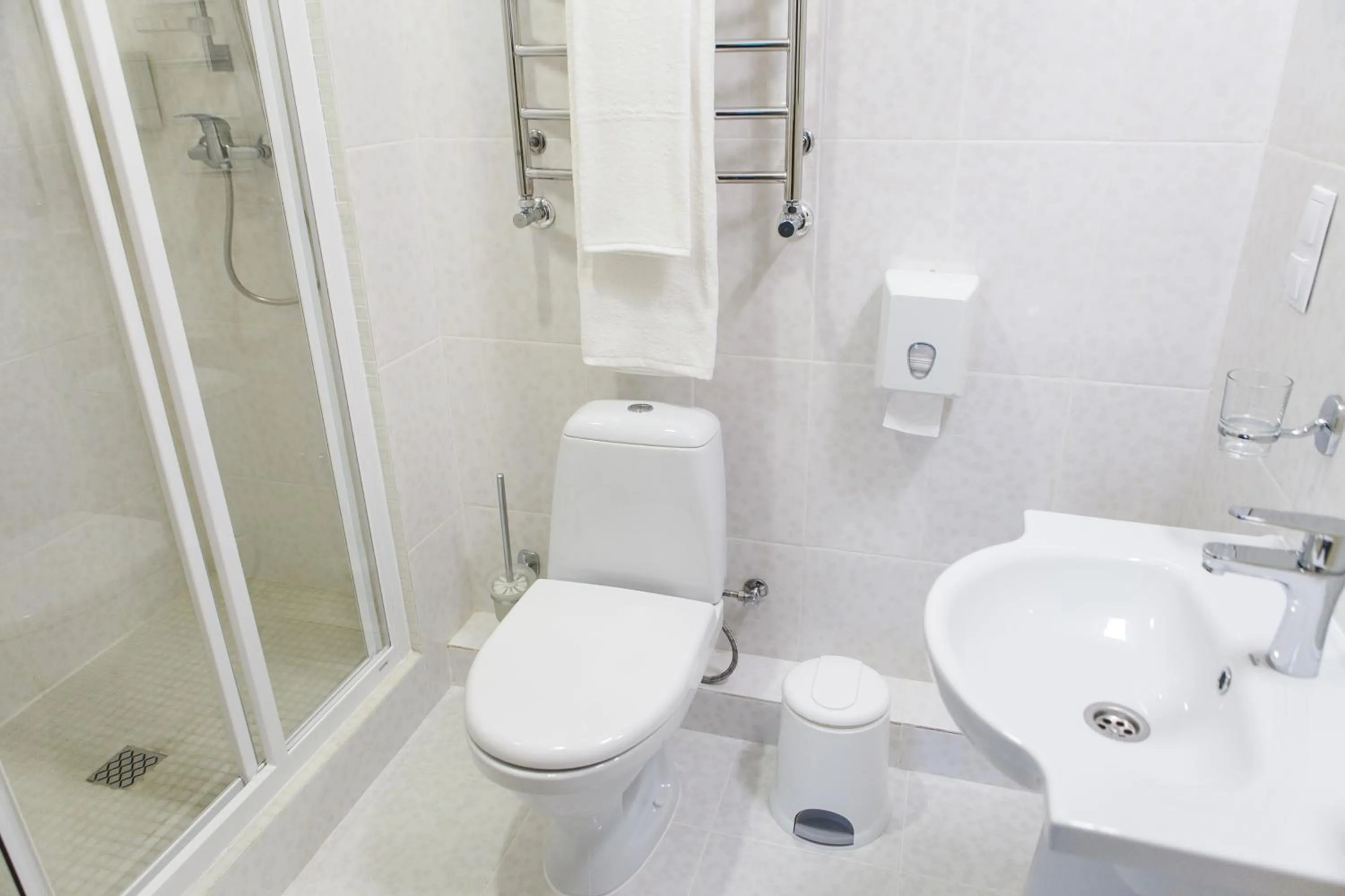 Bathroom in Raziotel Kyiv Yamska