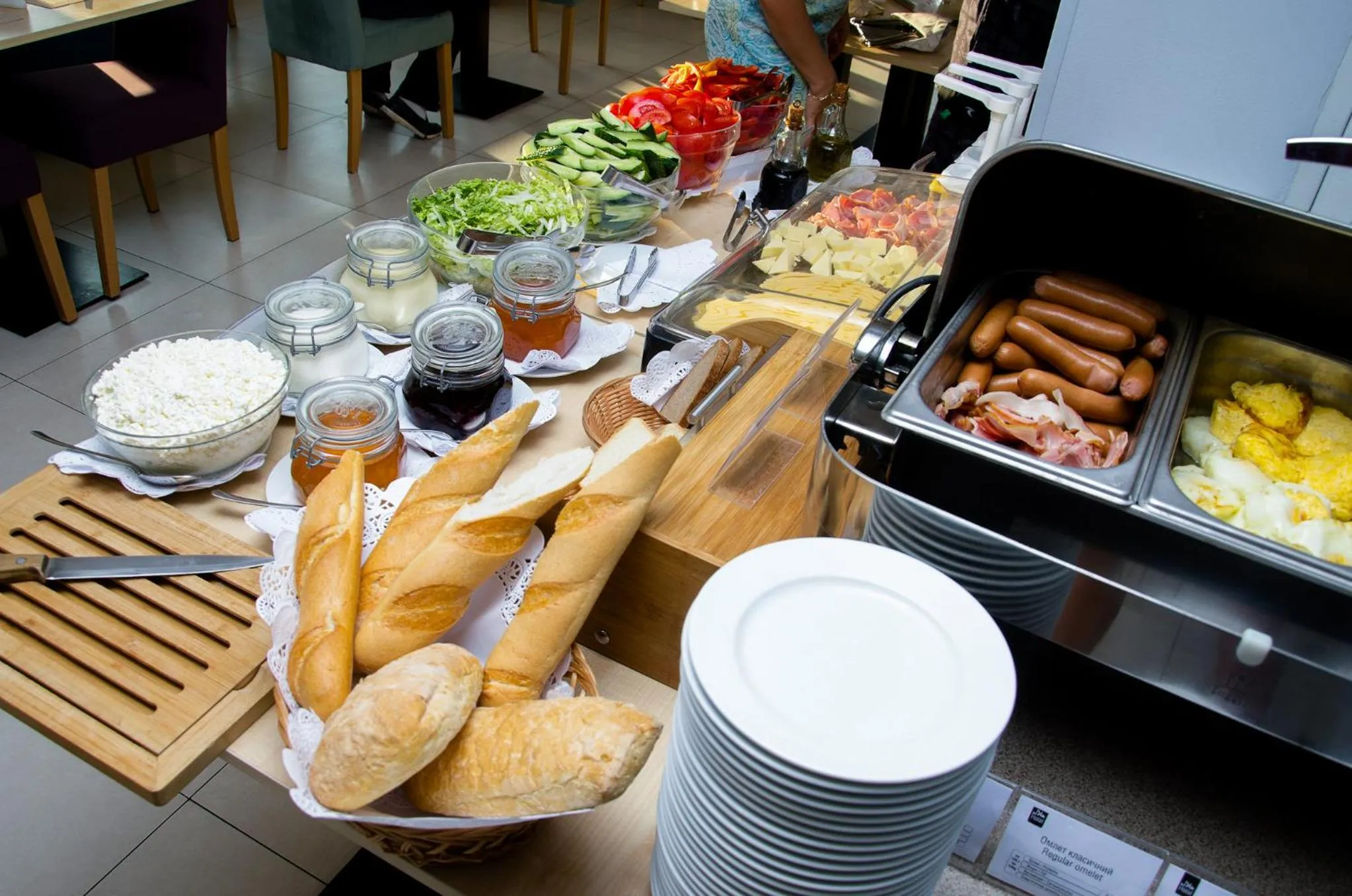 Breakfast in Raziotel Kyiv Yamska