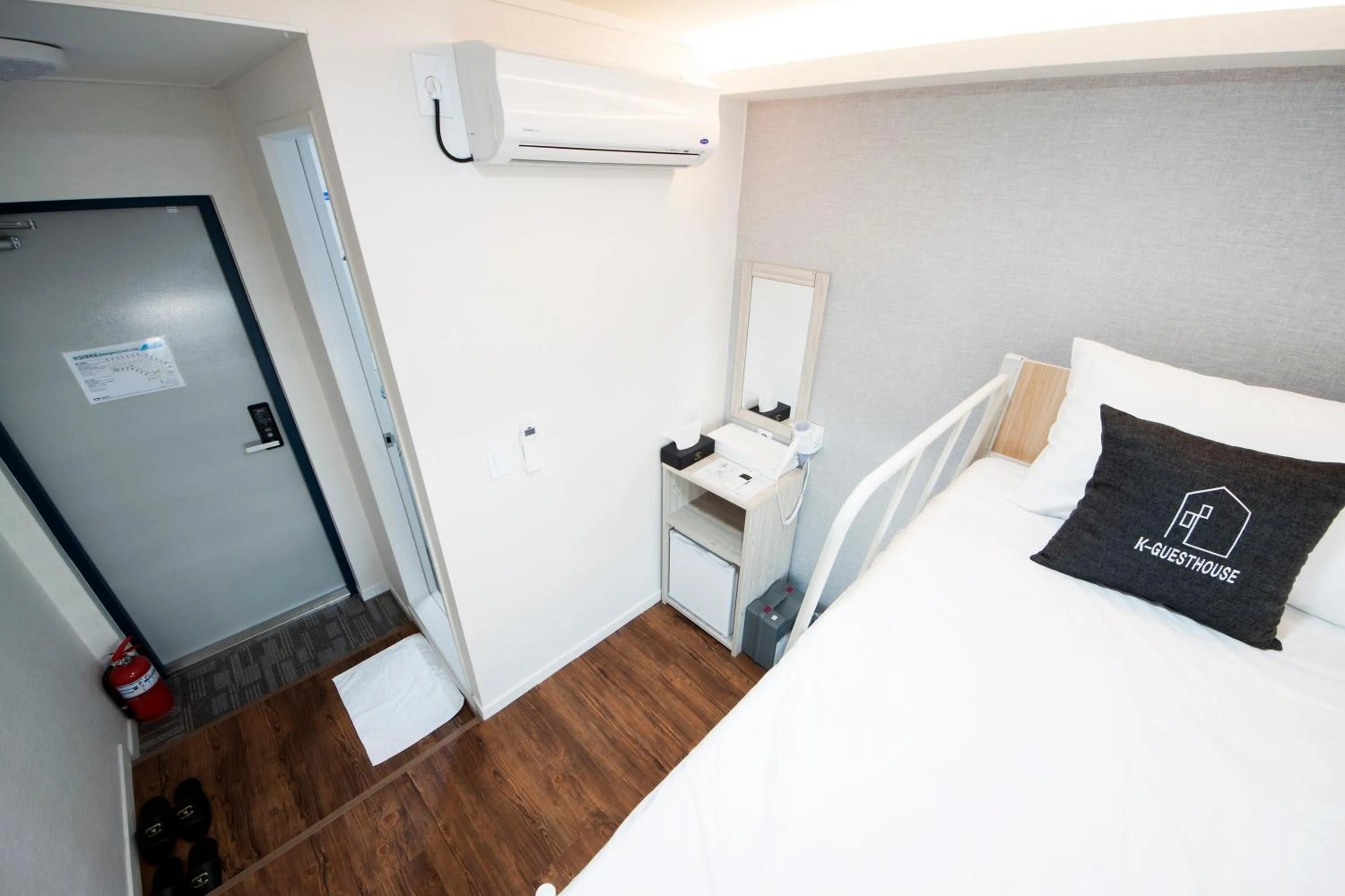 Bedroom, Bed in Seoul Grand Hostel EWHA Univ