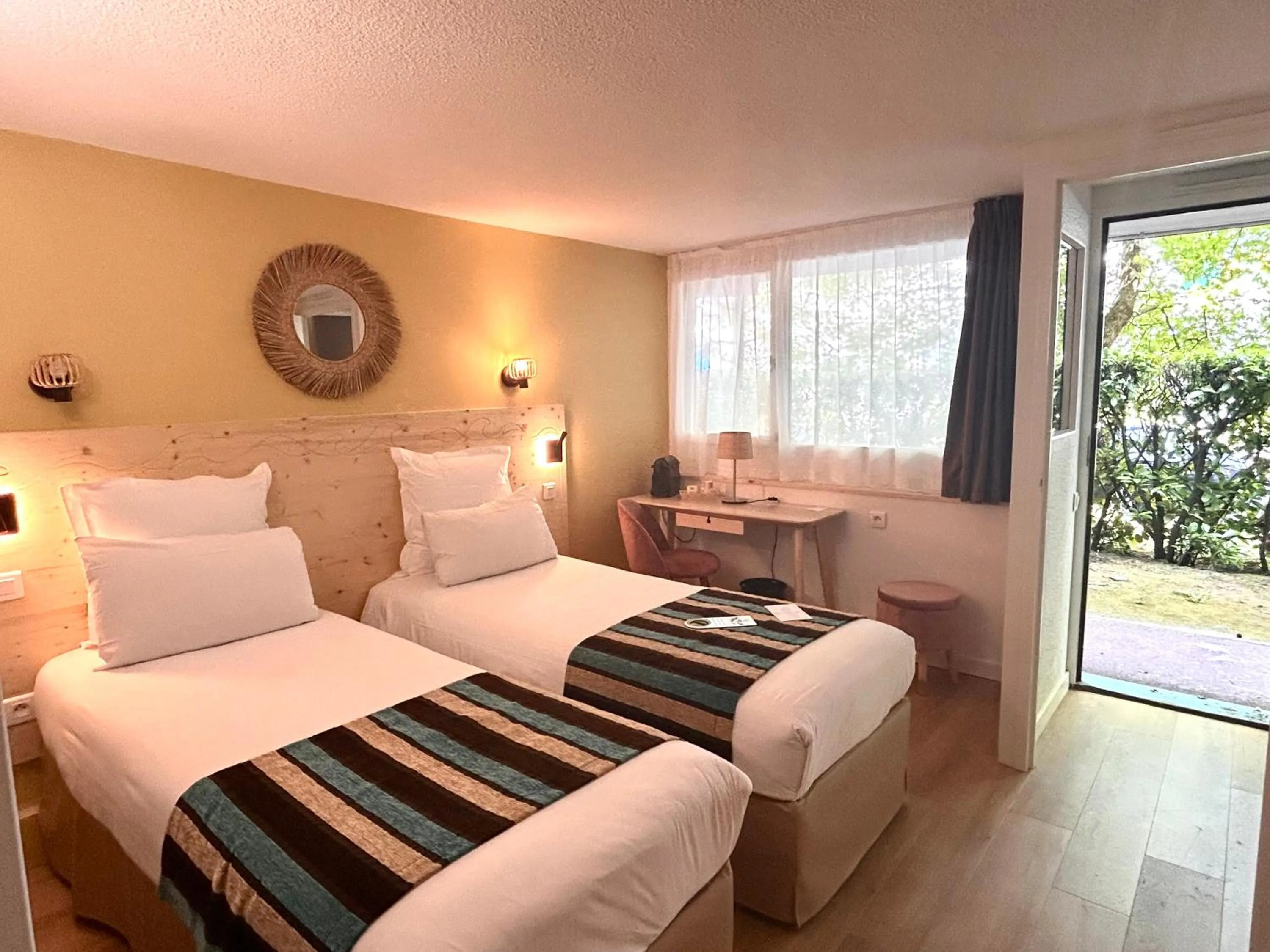 Bedroom, Bed in Sure Hotel by Best Western Biarritz Aeroport