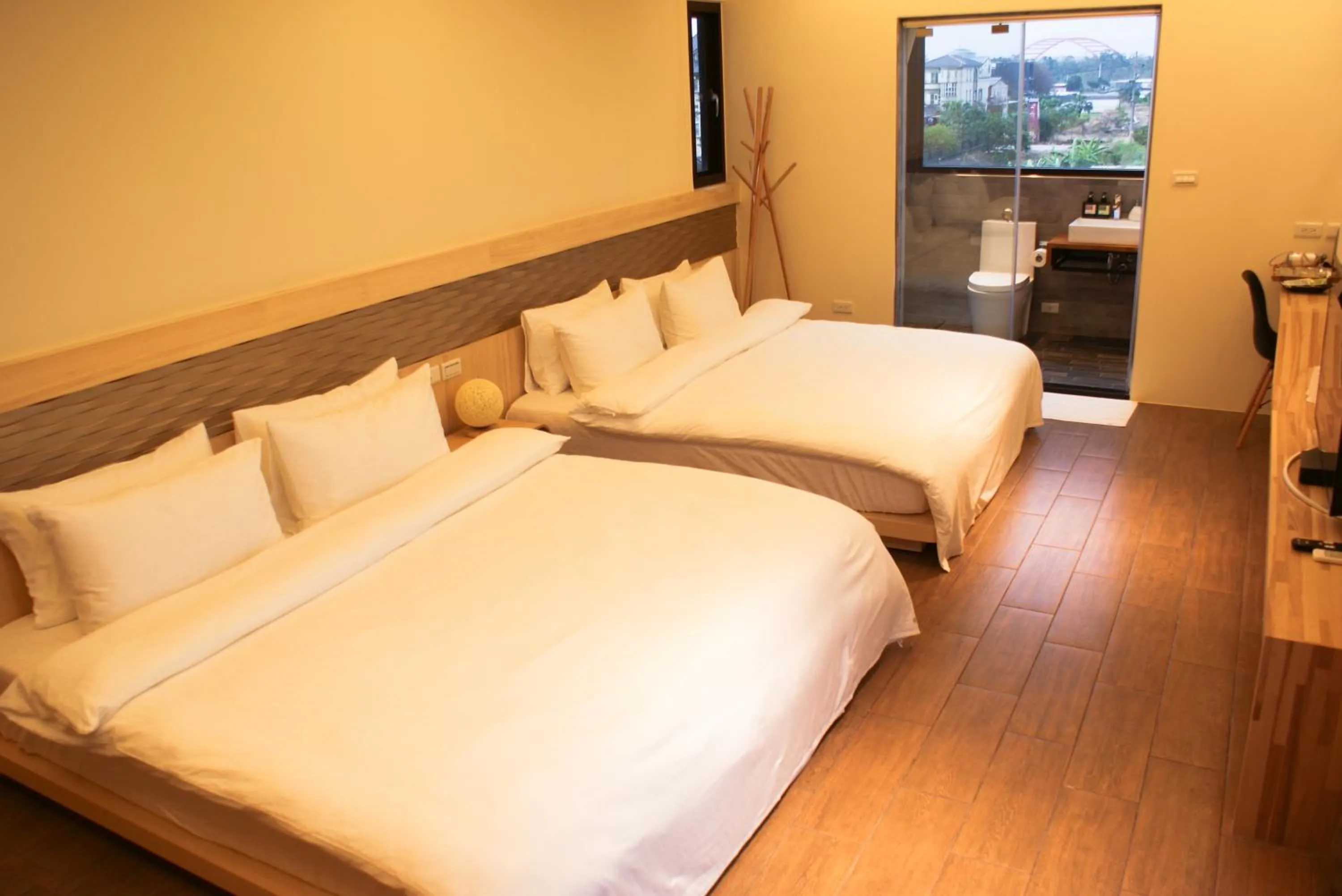 bunk bed, Bed in Sunny Stream B & B