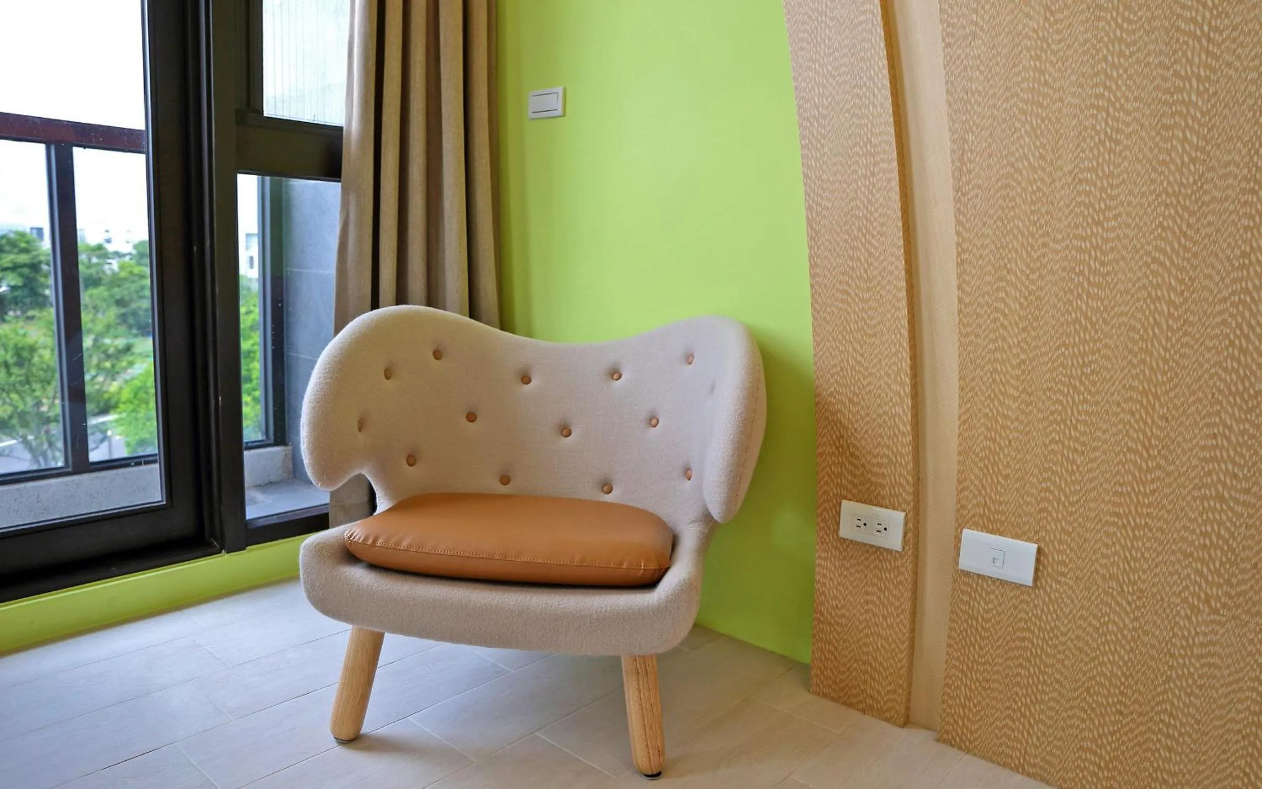 Seating area in Sunny Stream B & B