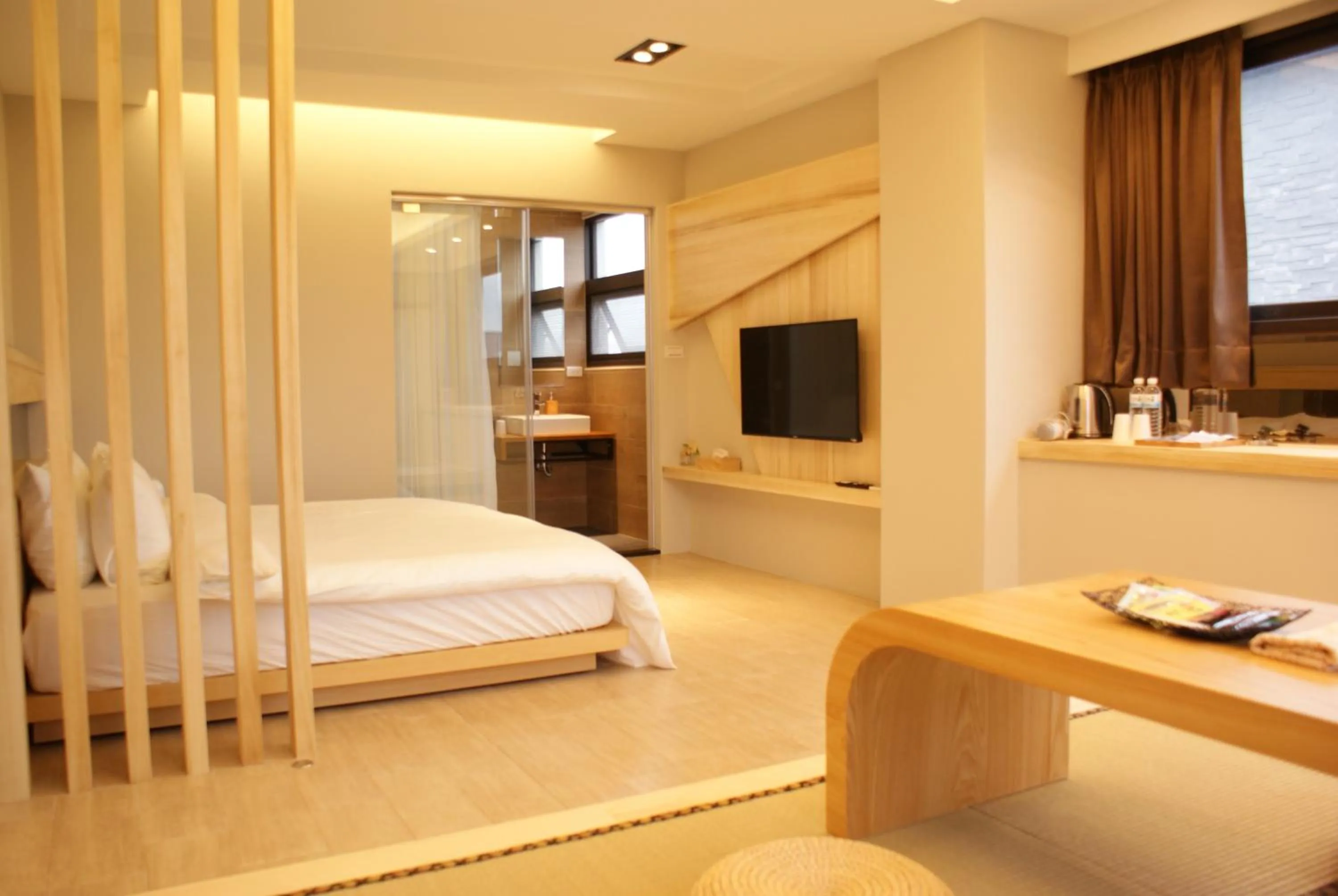 Photo of the whole room, Bed in Sunny Stream B & B