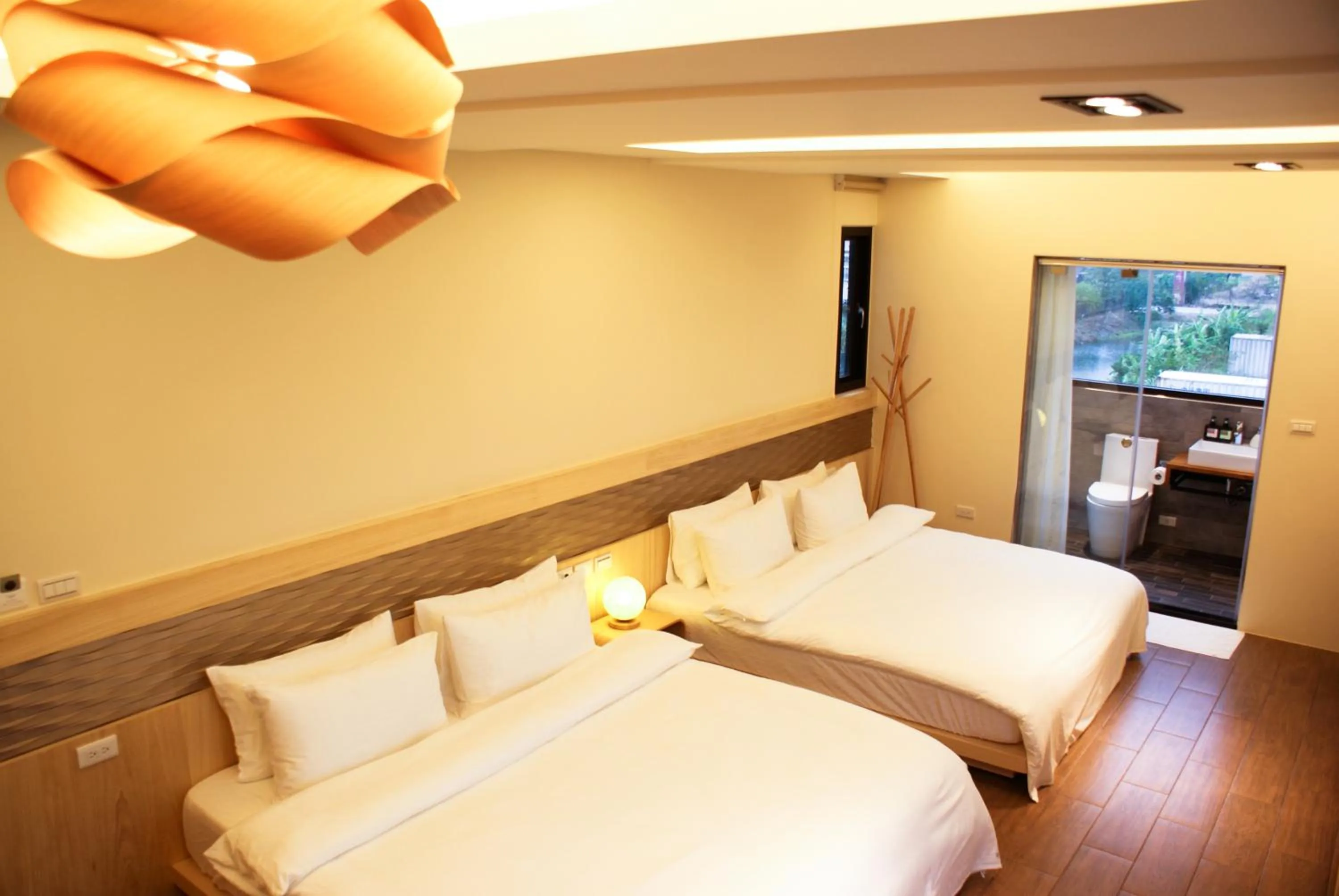 bunk bed, Bed in Sunny Stream B & B