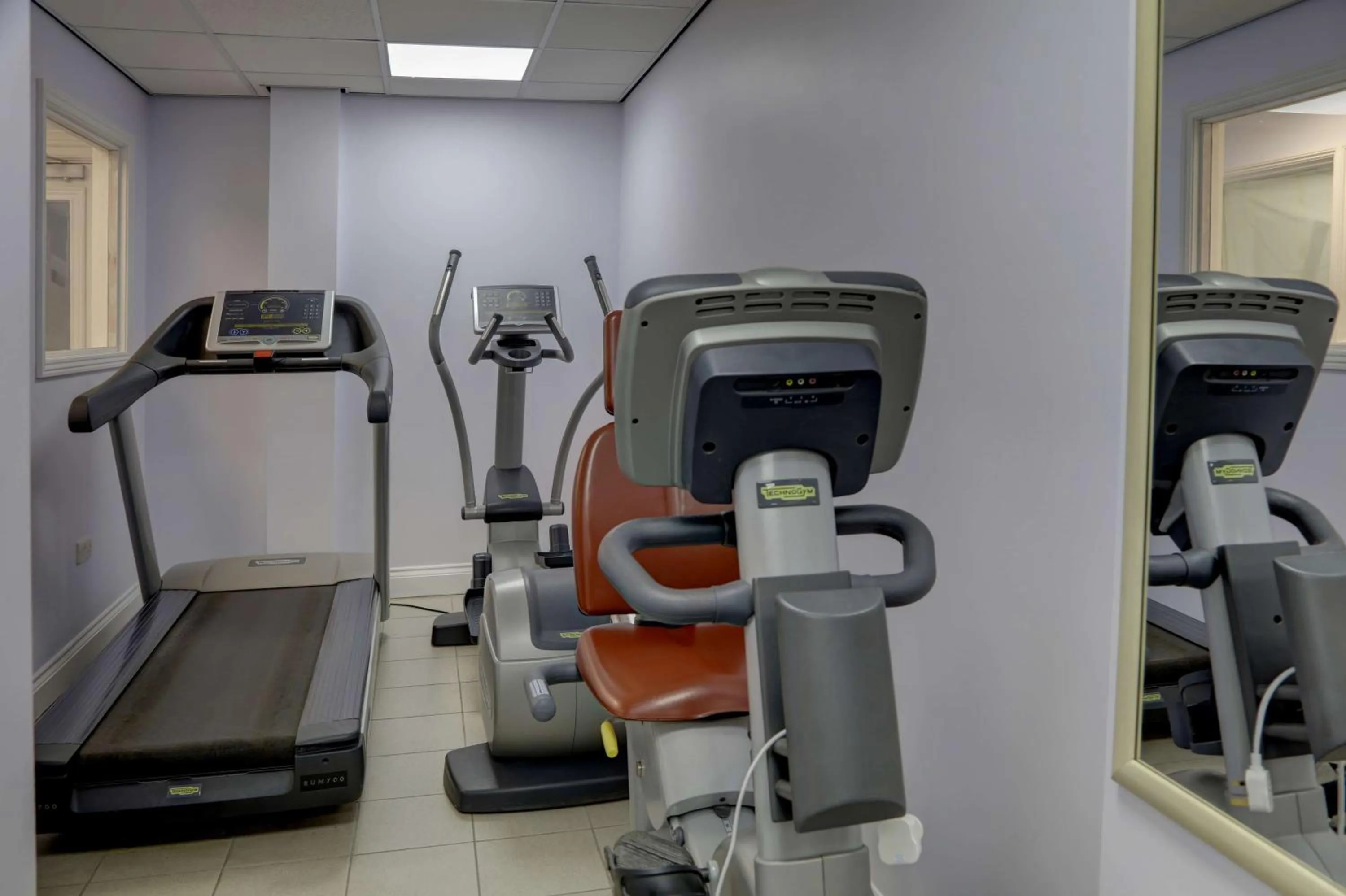 Fitness centre/facilities in Sure Hotel by Best Western Reading
