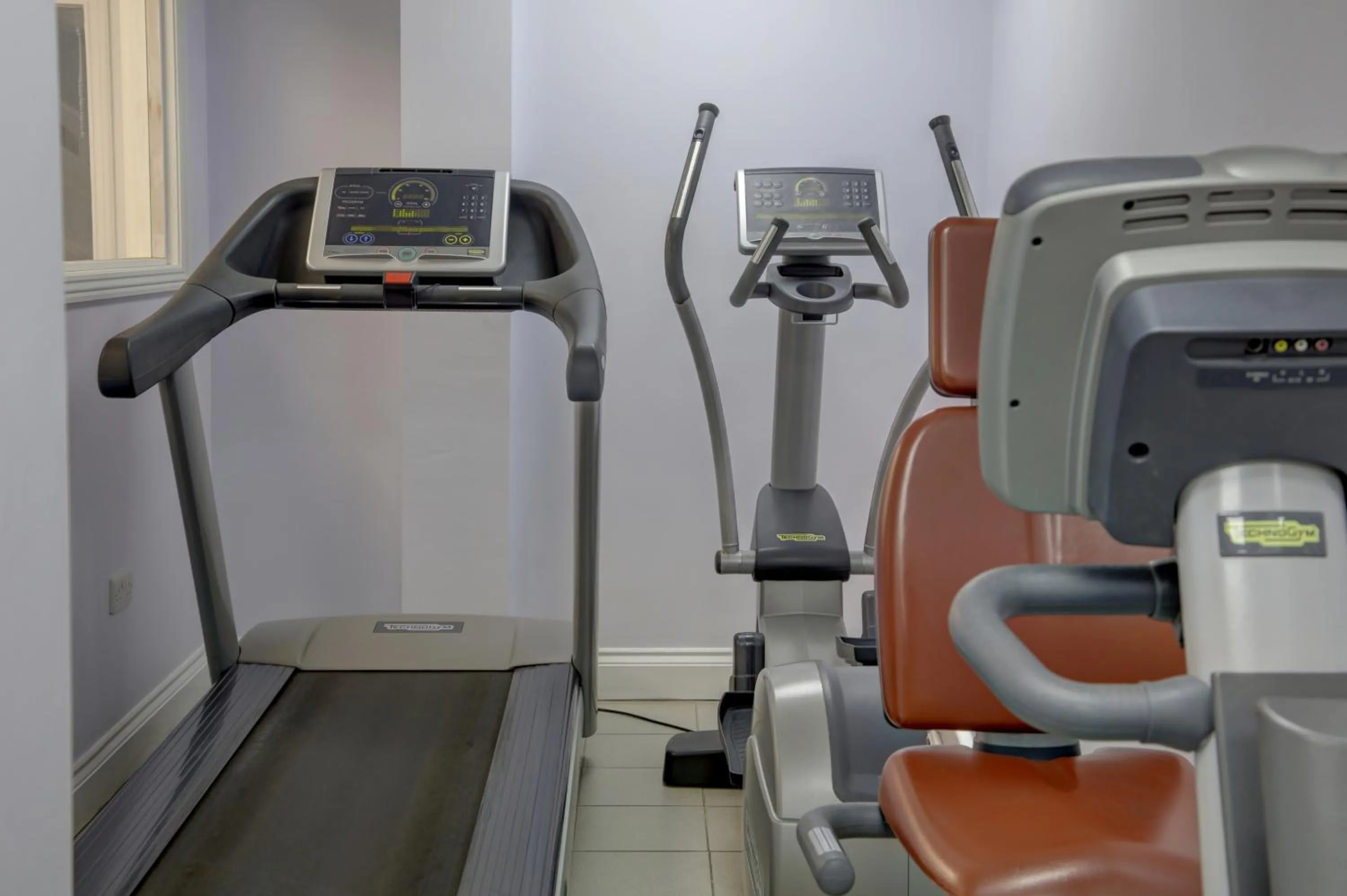 Fitness centre/facilities in Sure Hotel by Best Western Reading