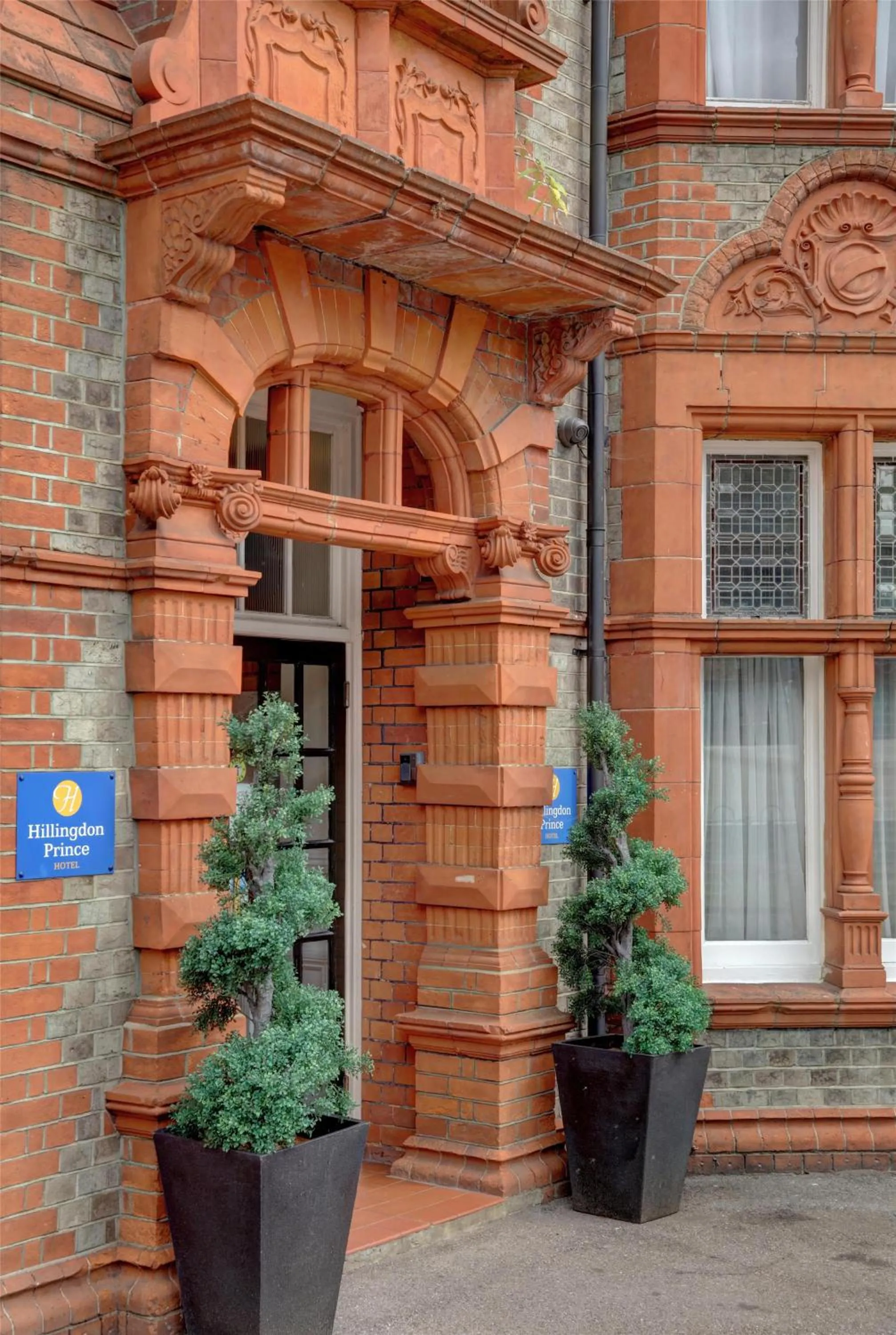 Property building in Sure Hotel by Best Western Reading