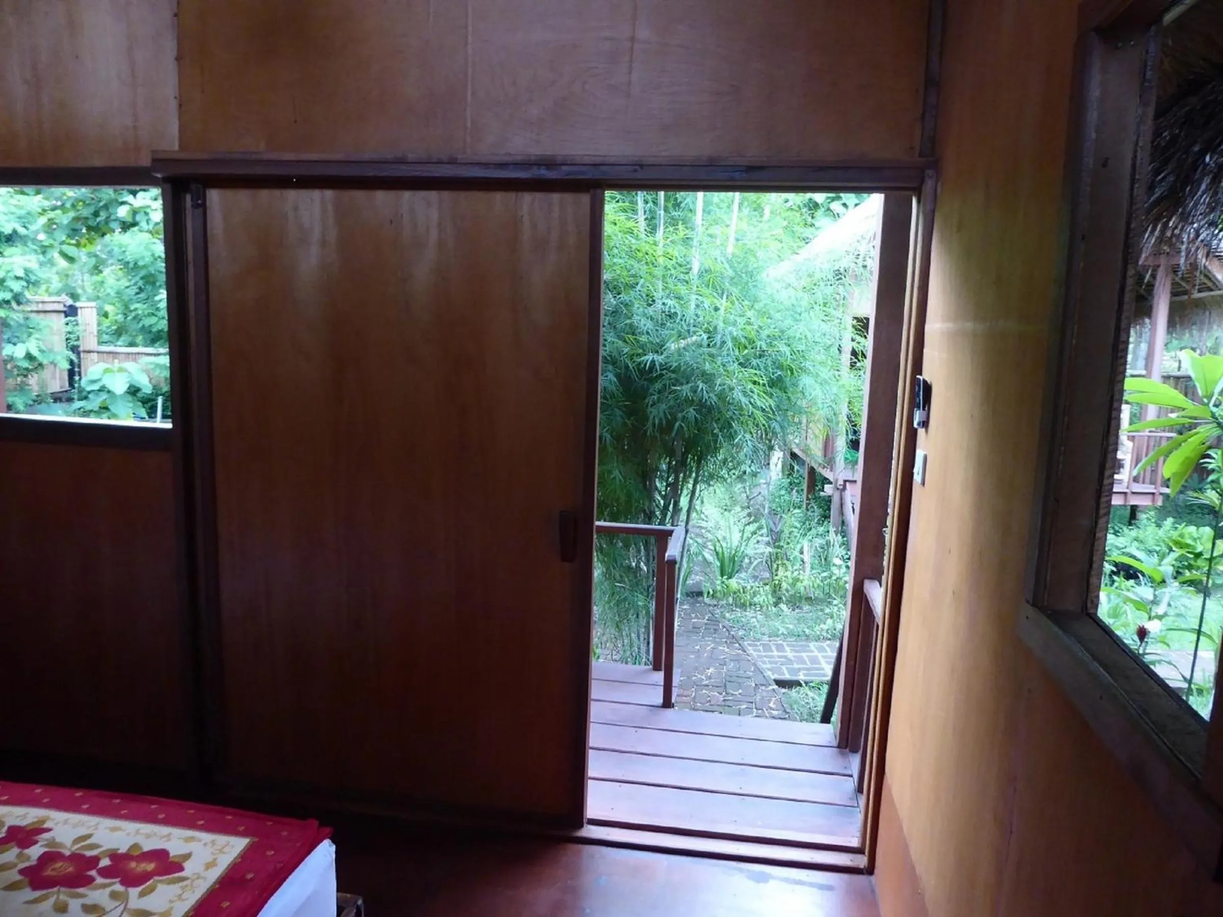 Garden view in Shibui Garden Bungalows and Restaurant