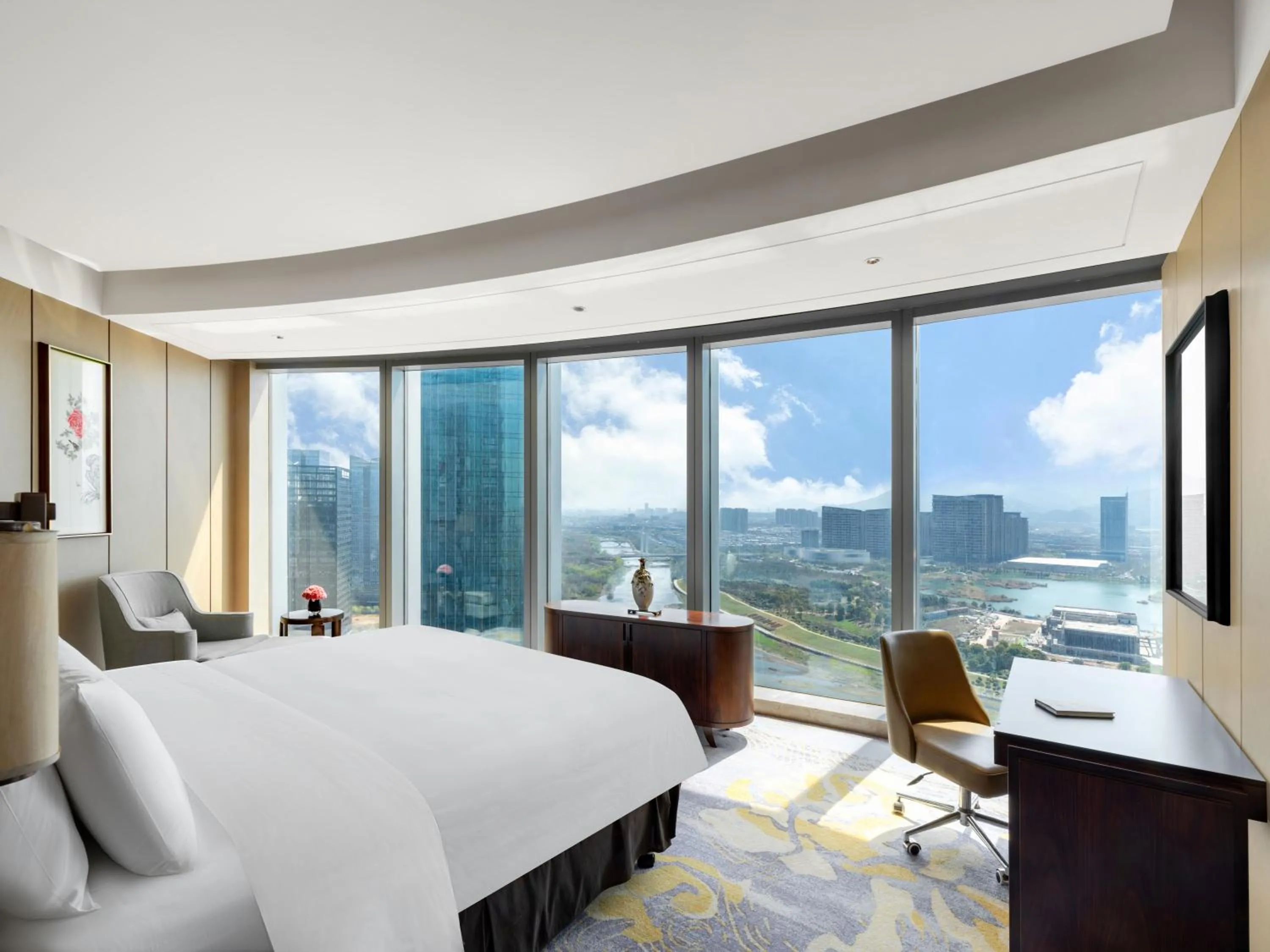 Bedroom, Bed in Shangri-La Yiwu