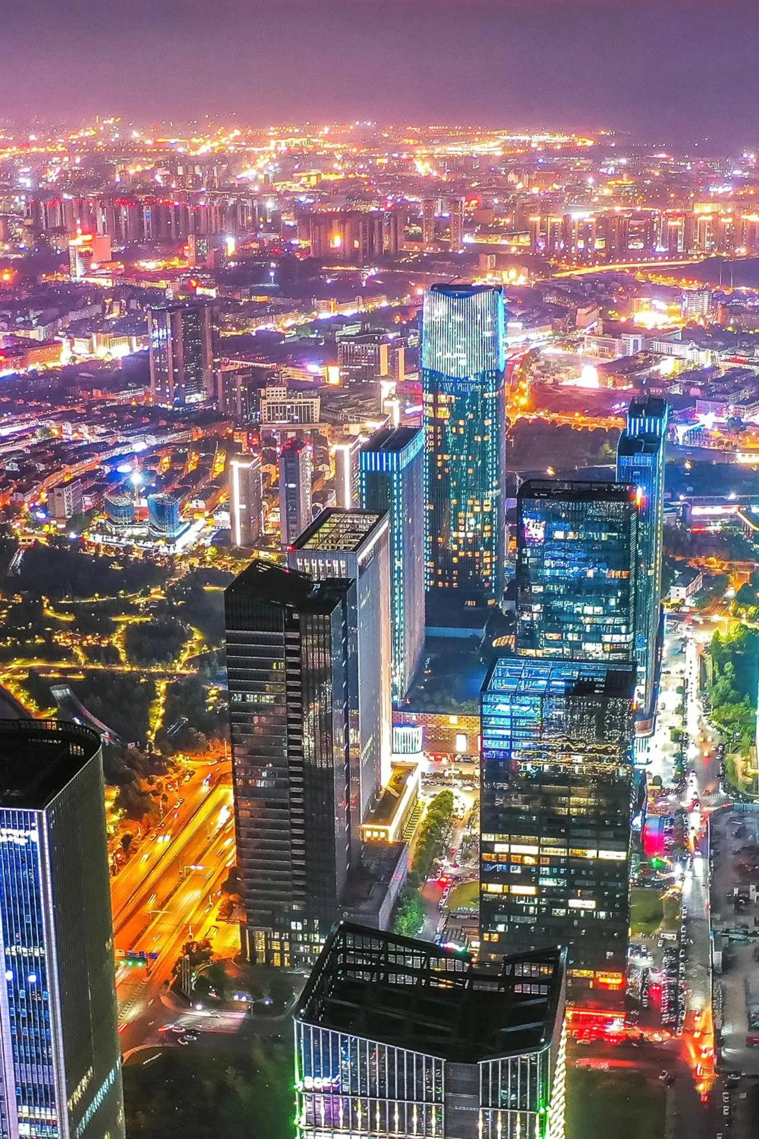 Bird's eye view in Shangri-La Yiwu