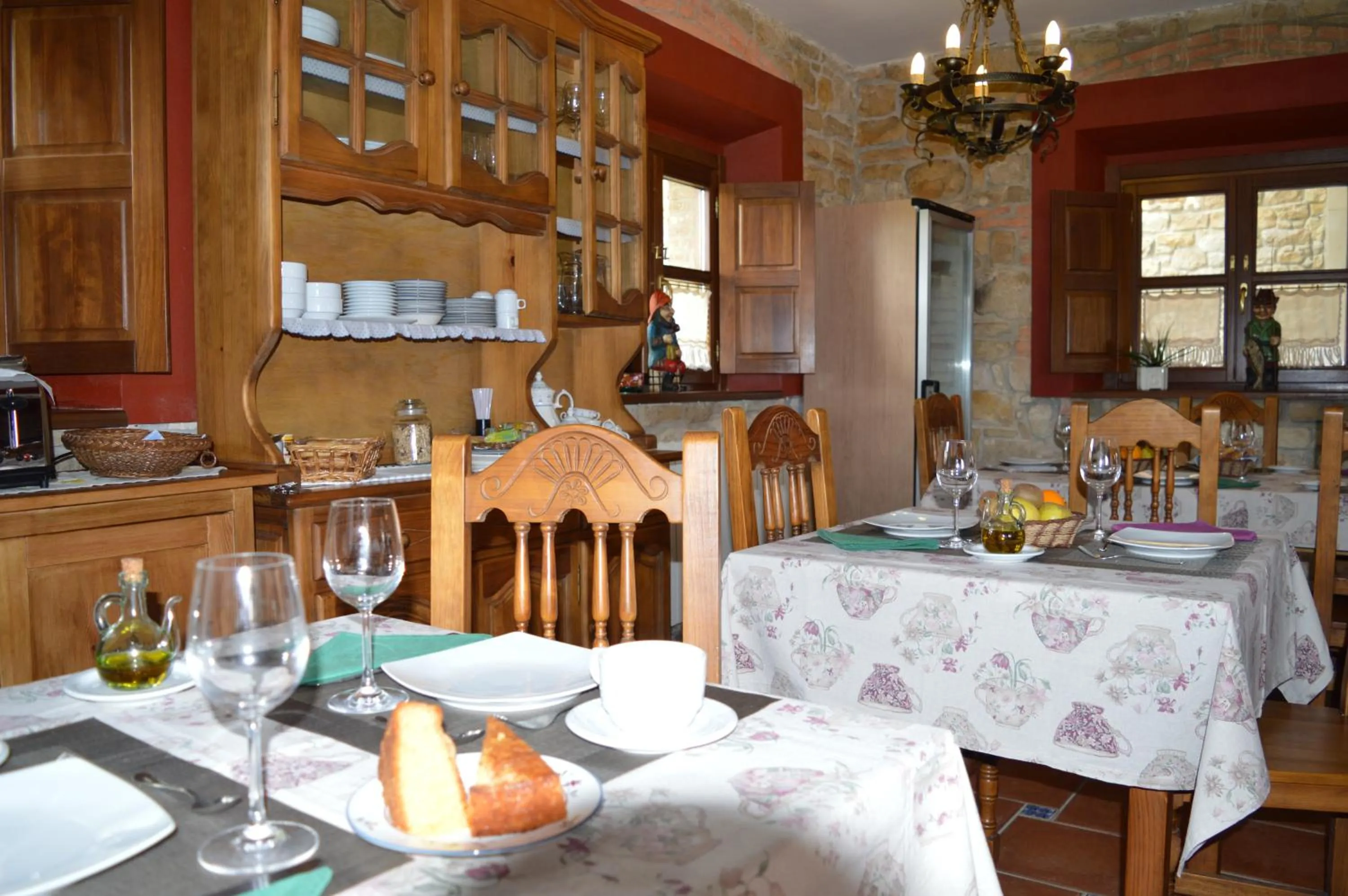 Food and drinks in La Casona de Quintes