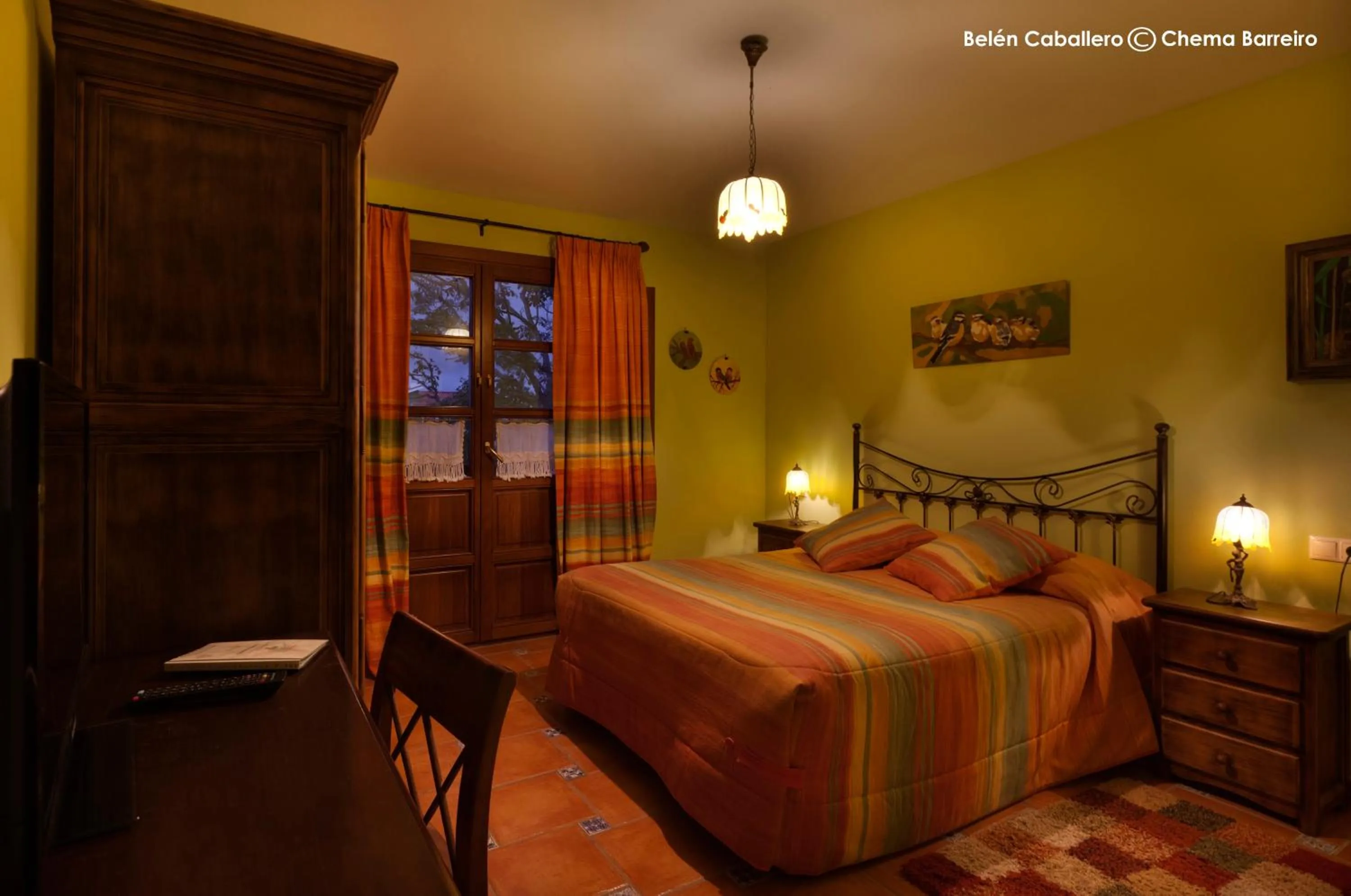 Photo of the whole room in La Casona de Quintes