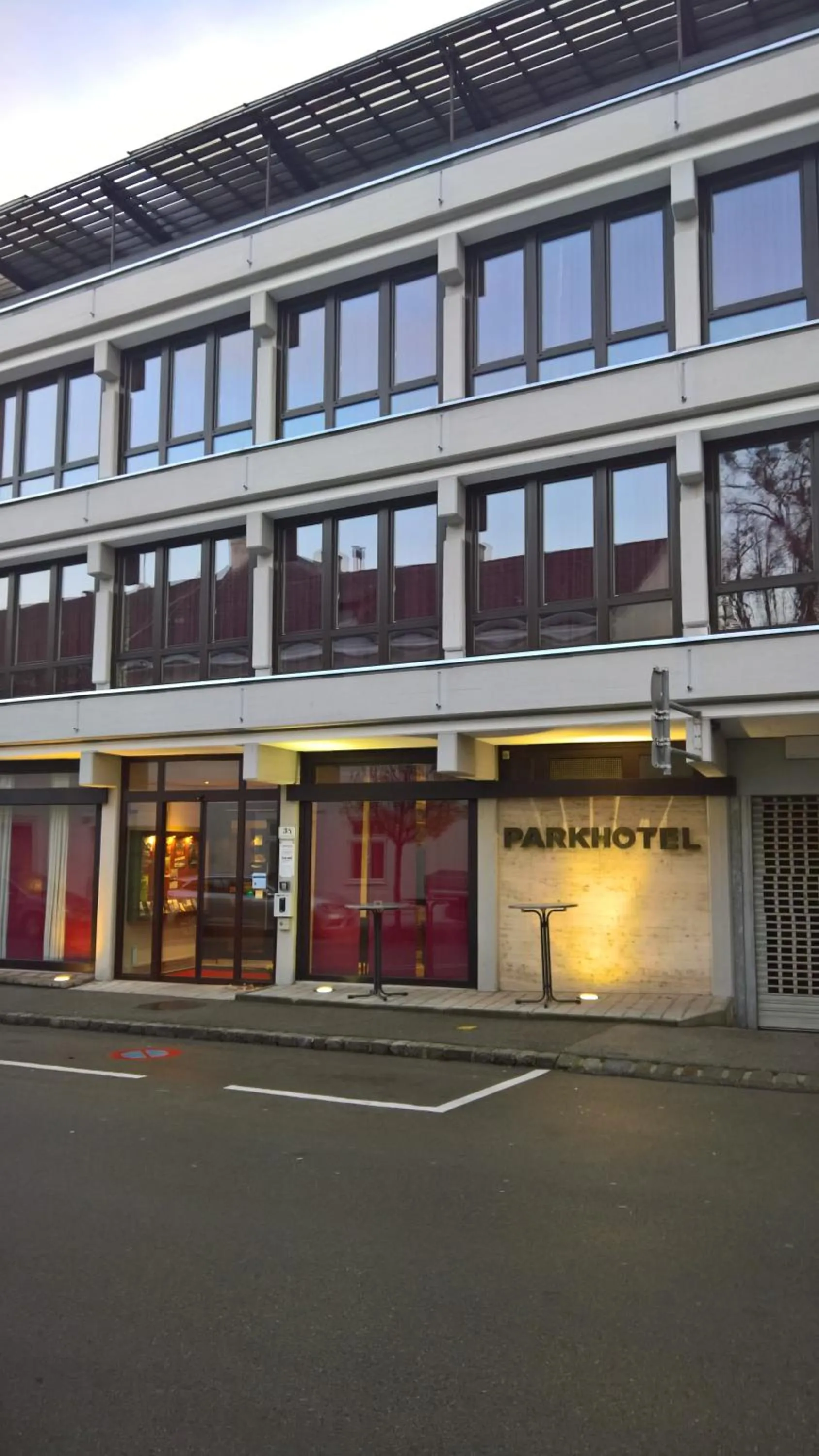 Facade/entrance in Parkhotel Eisenstadt