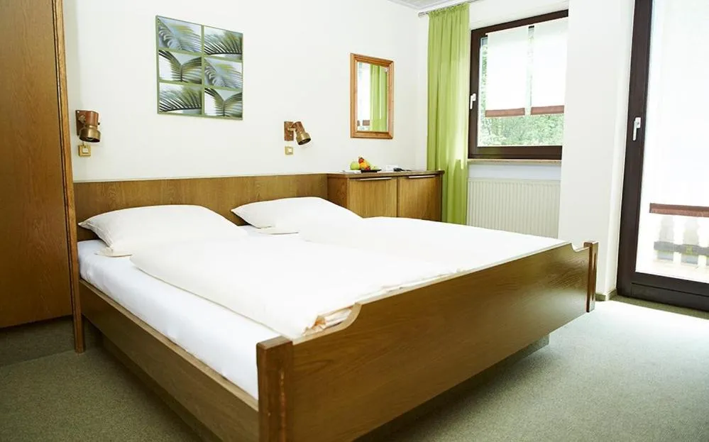Bed in Hotel Landgasthof Wallburg