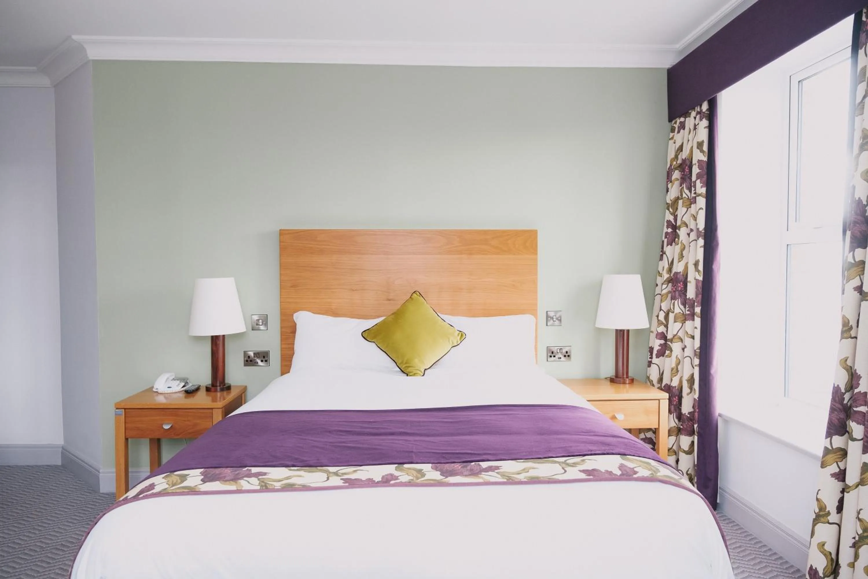 Bed in Maldron Hotel & Leisure Centre, Oranmore Galway