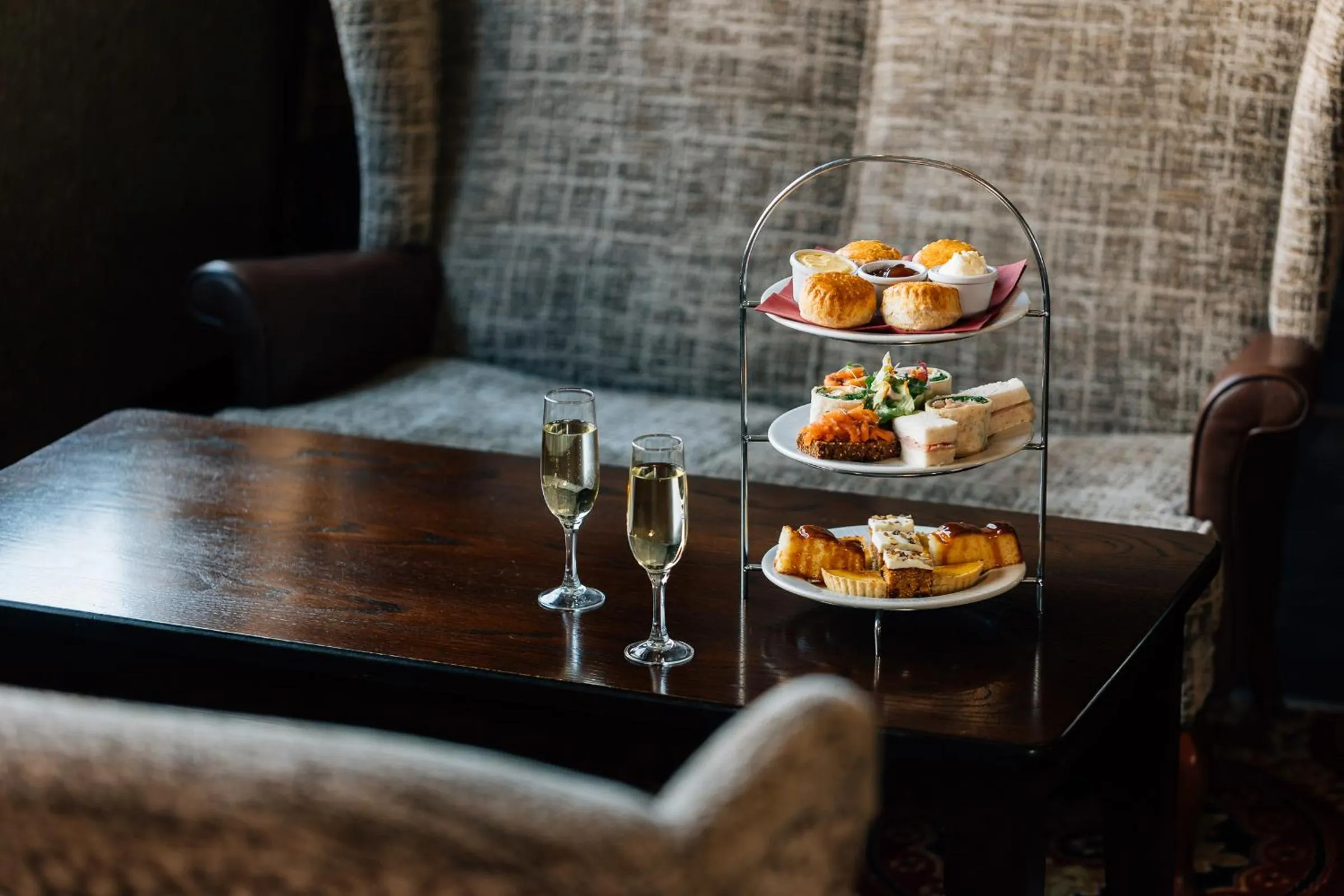 Food and drinks in Dillon’s Hotel