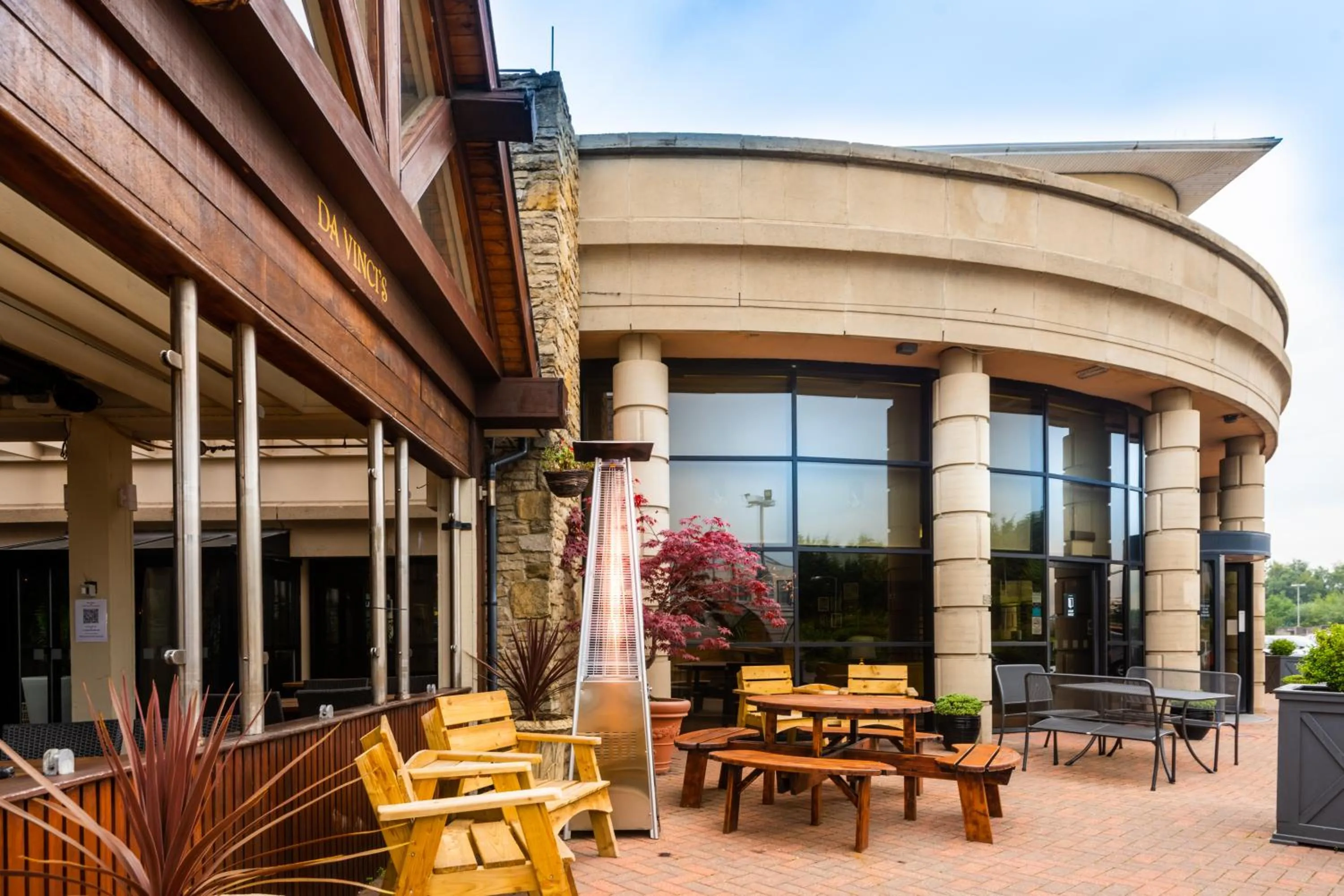 Patio in Da Vinci's Hotel