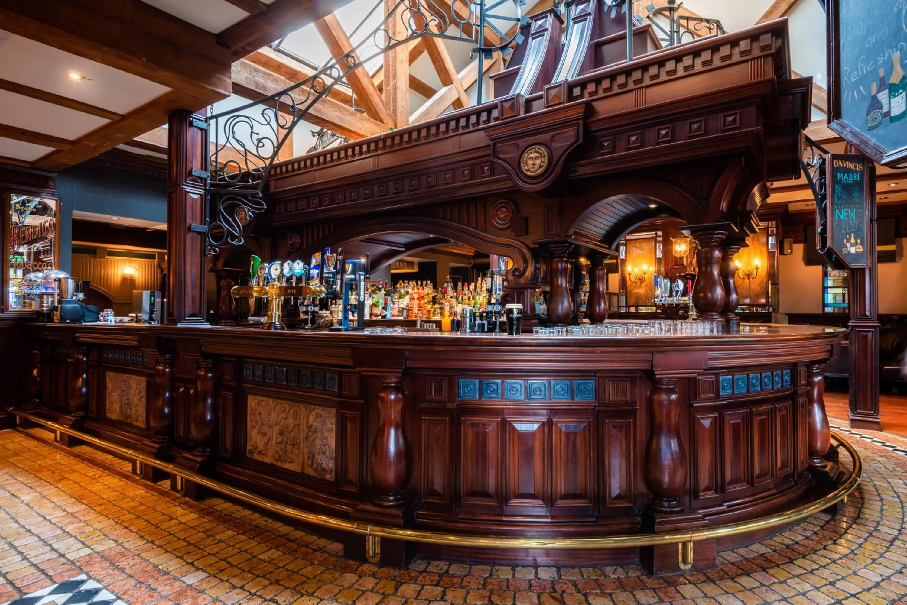 Lounge or bar in Da Vinci's Hotel