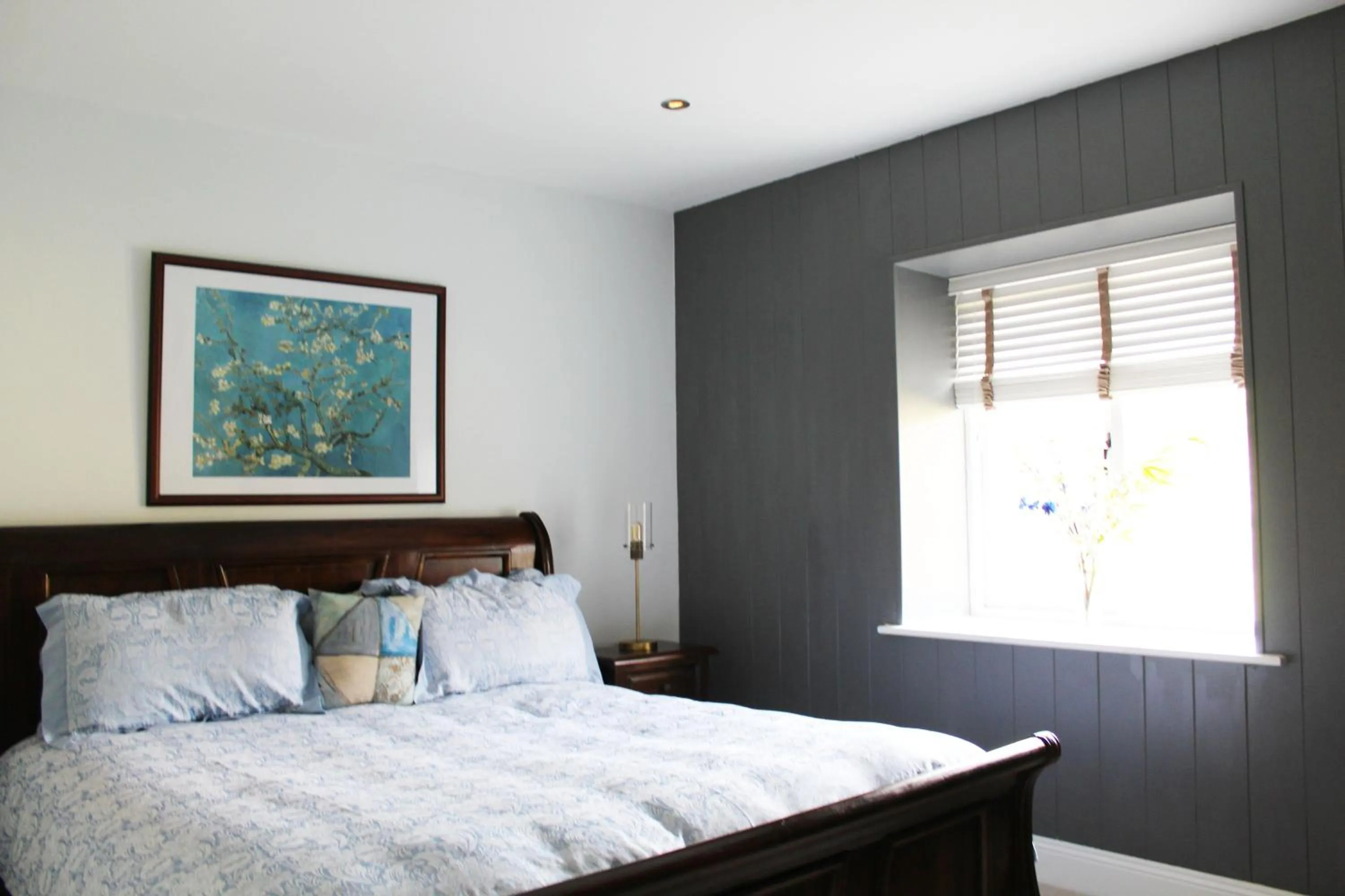 Bedroom in Castledale