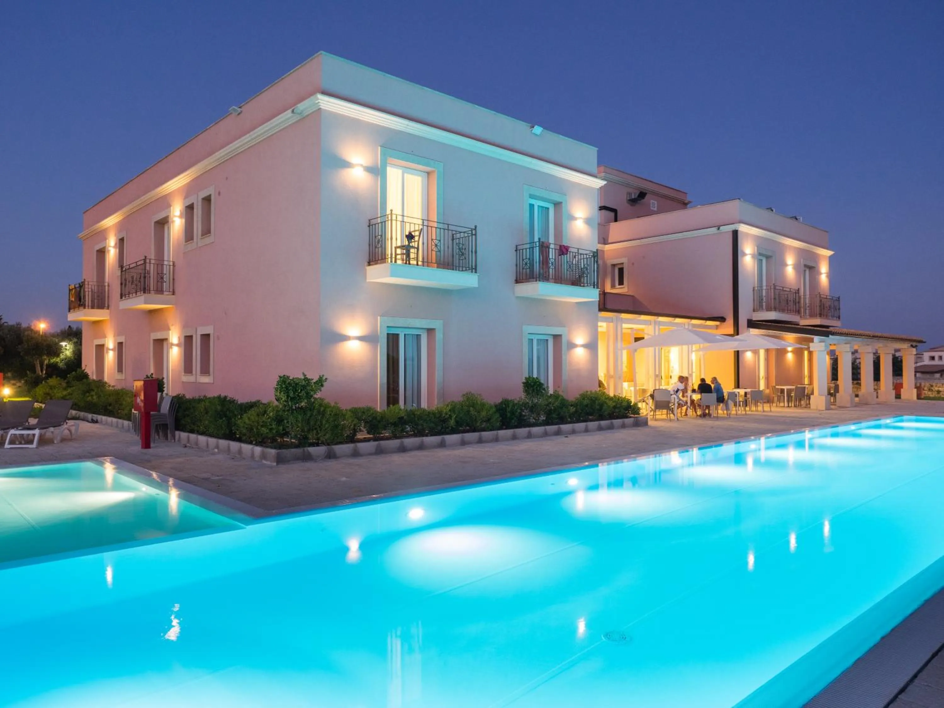 Swimming pool in Hotel Danieli Pozzallo