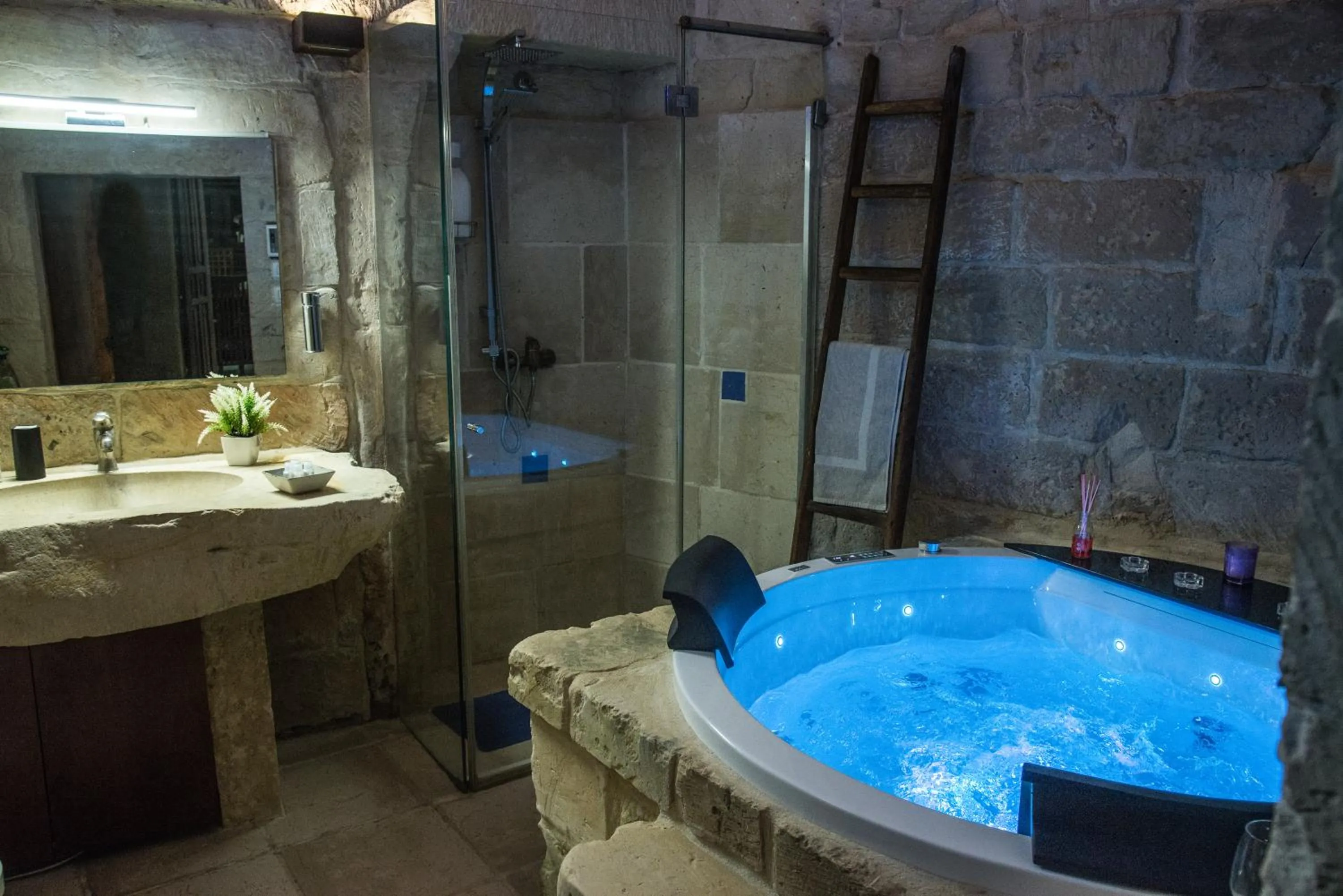 Hot Tub in La Dimora delle Grazie