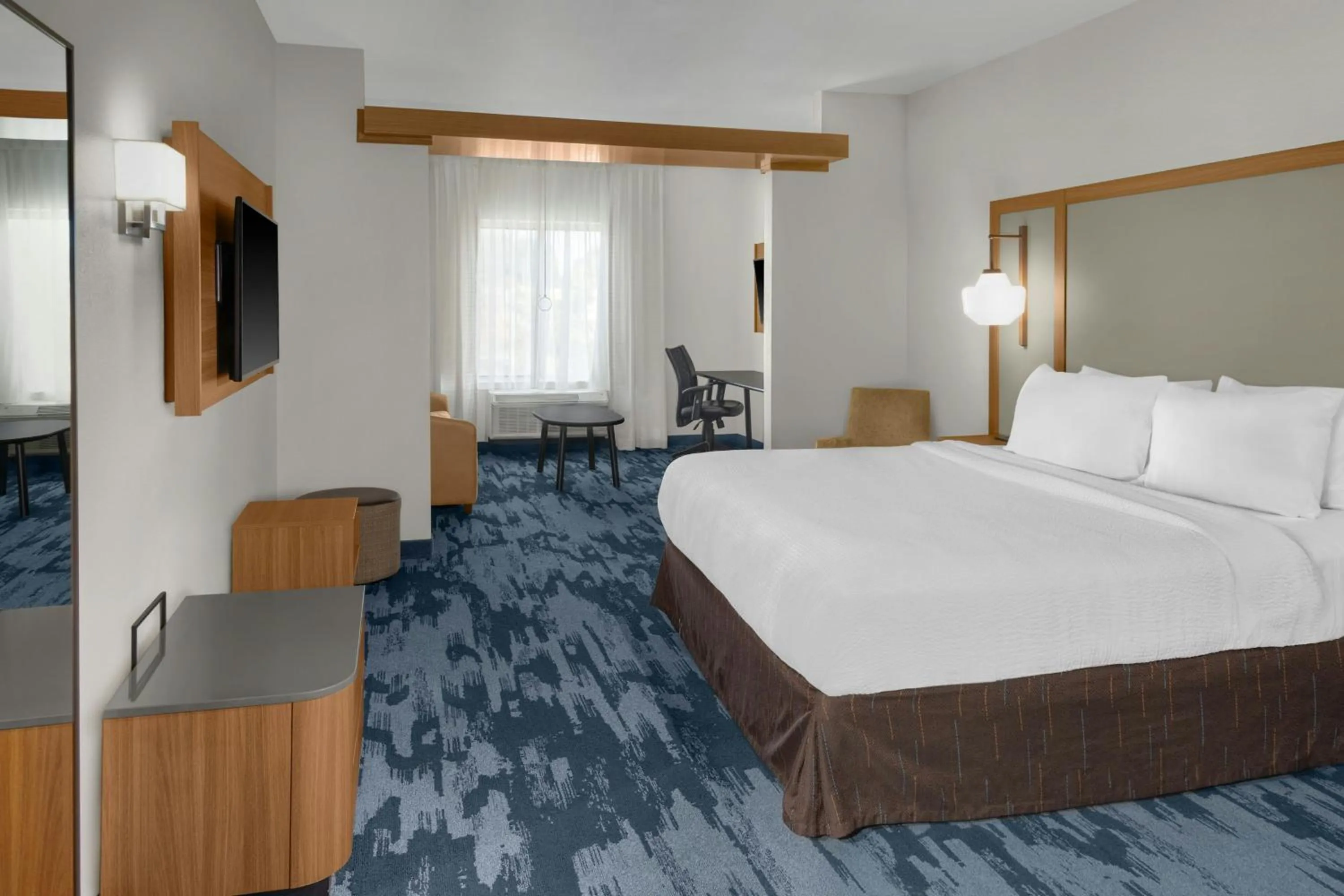 Bedroom, Bed in Fairfield Inn & Suites by Marriott Atlanta Acworth