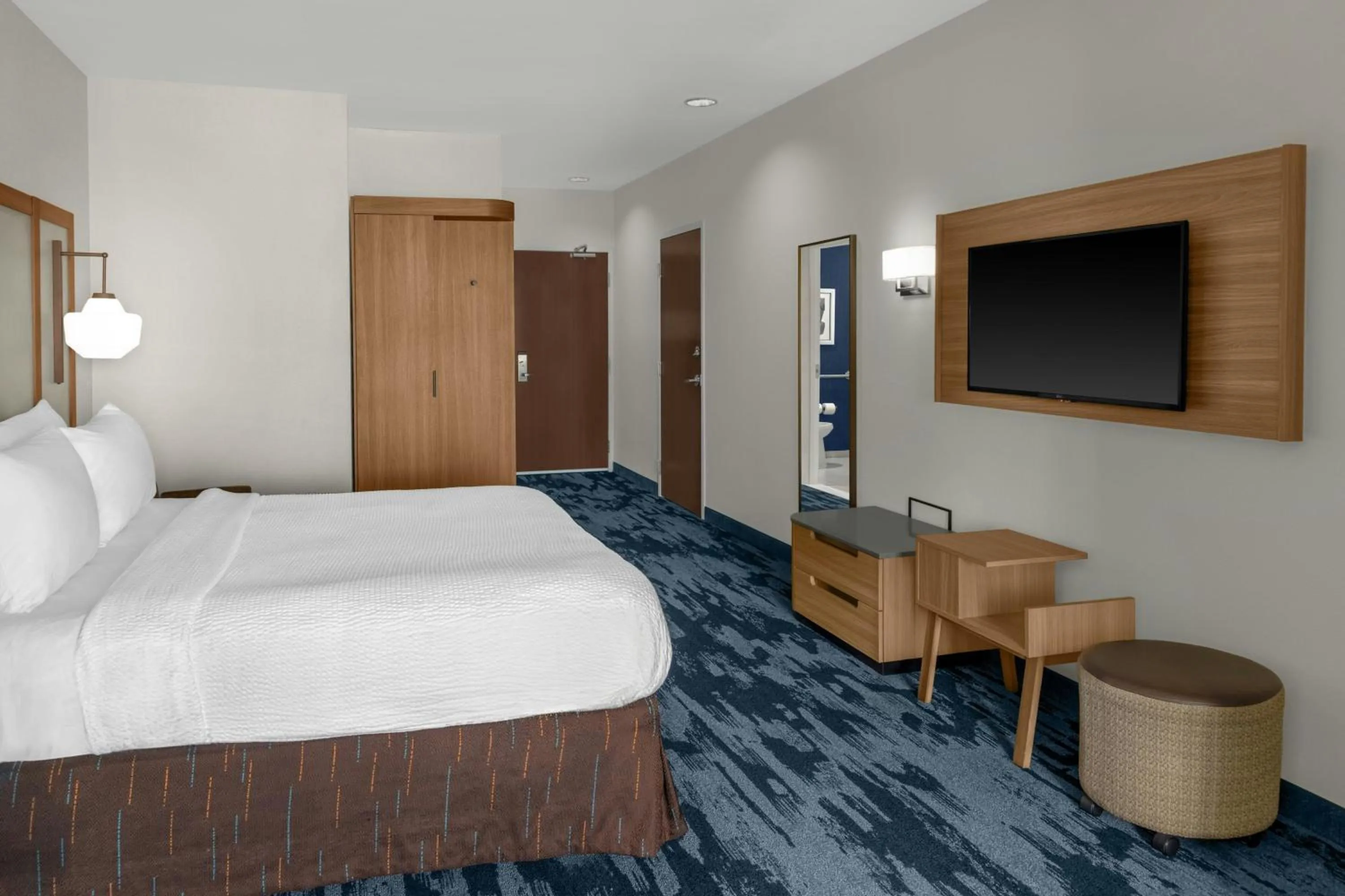 Bedroom, Bed in Fairfield Inn & Suites by Marriott Atlanta Acworth