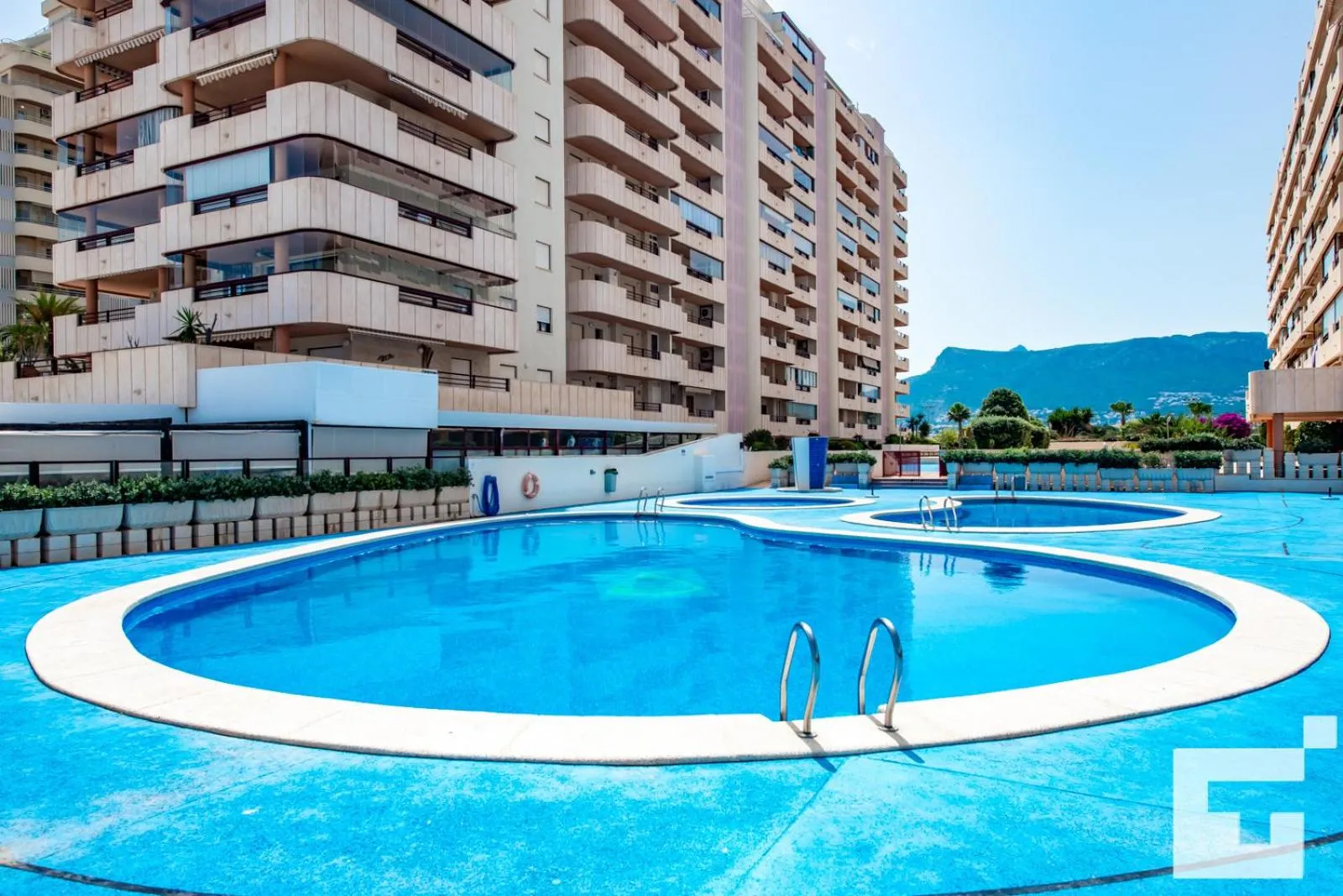 Swimming pool in Apartamento Topacio I 32A - Grupo Turis