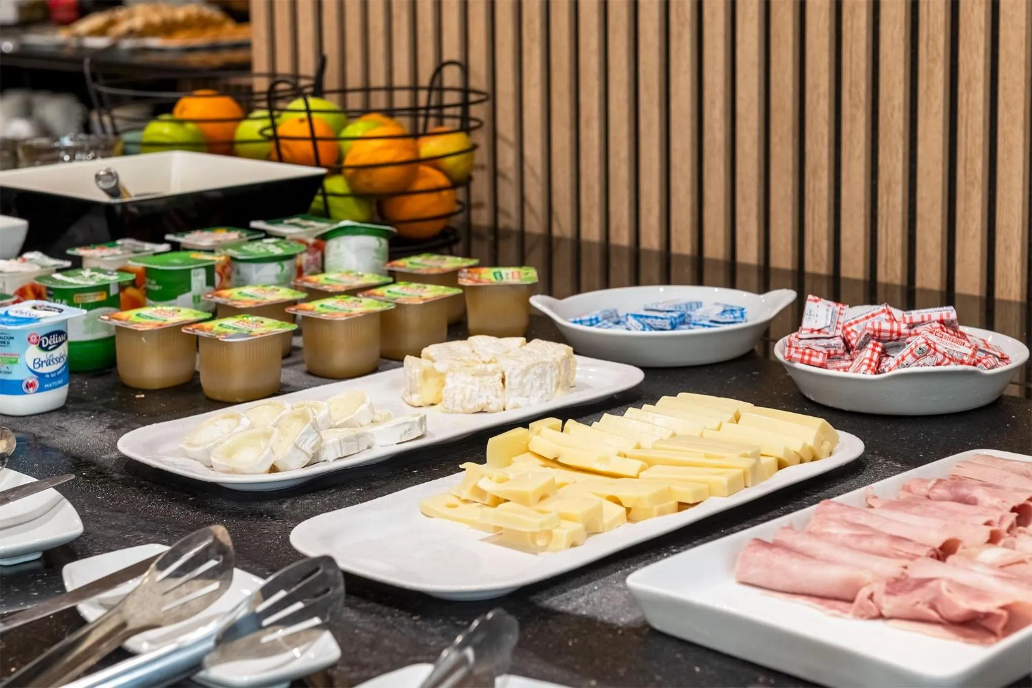 Breakfast in Hôtel Le Roxane