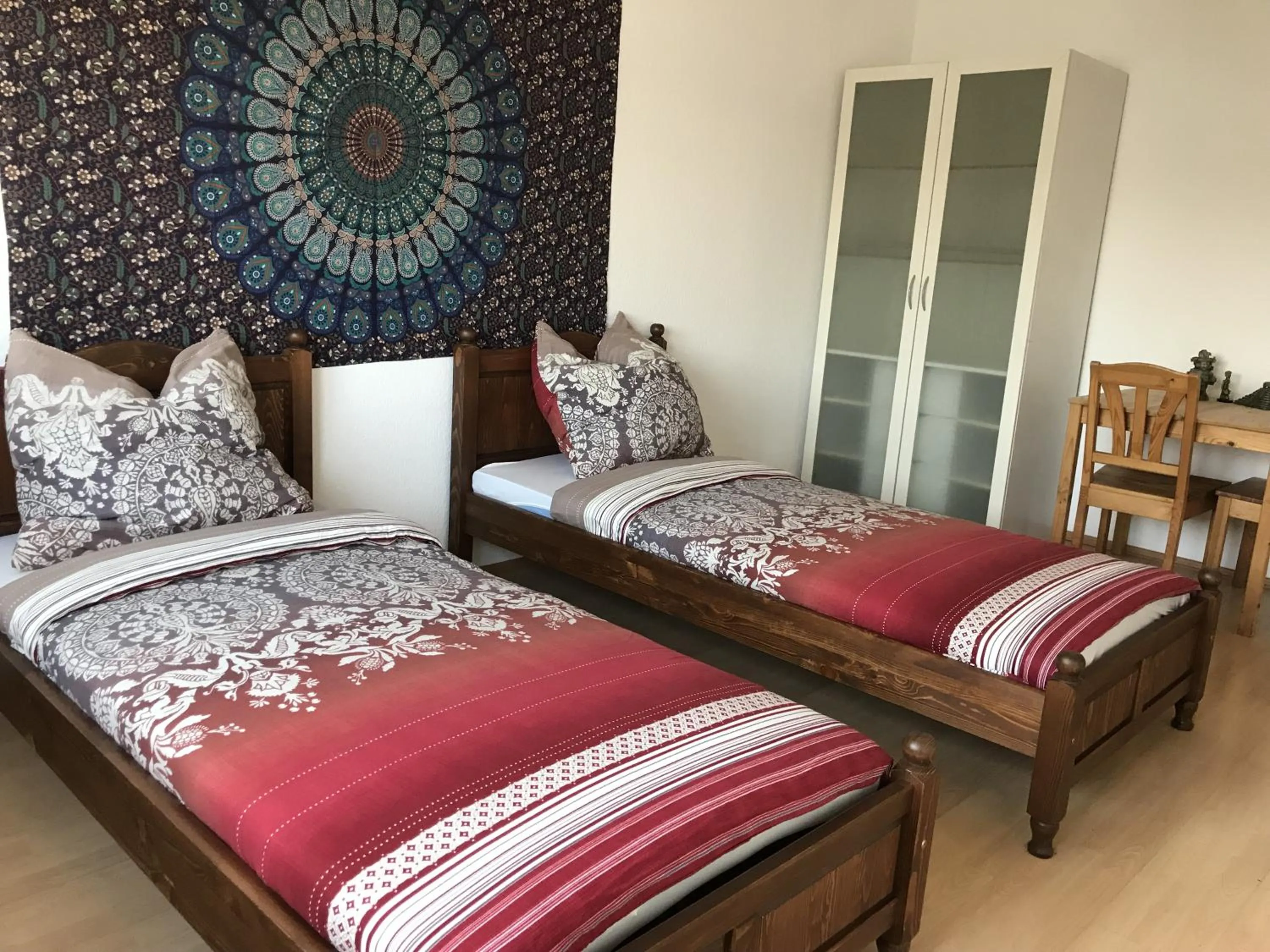 Photo of the whole room, Bed in Die Werkstatt