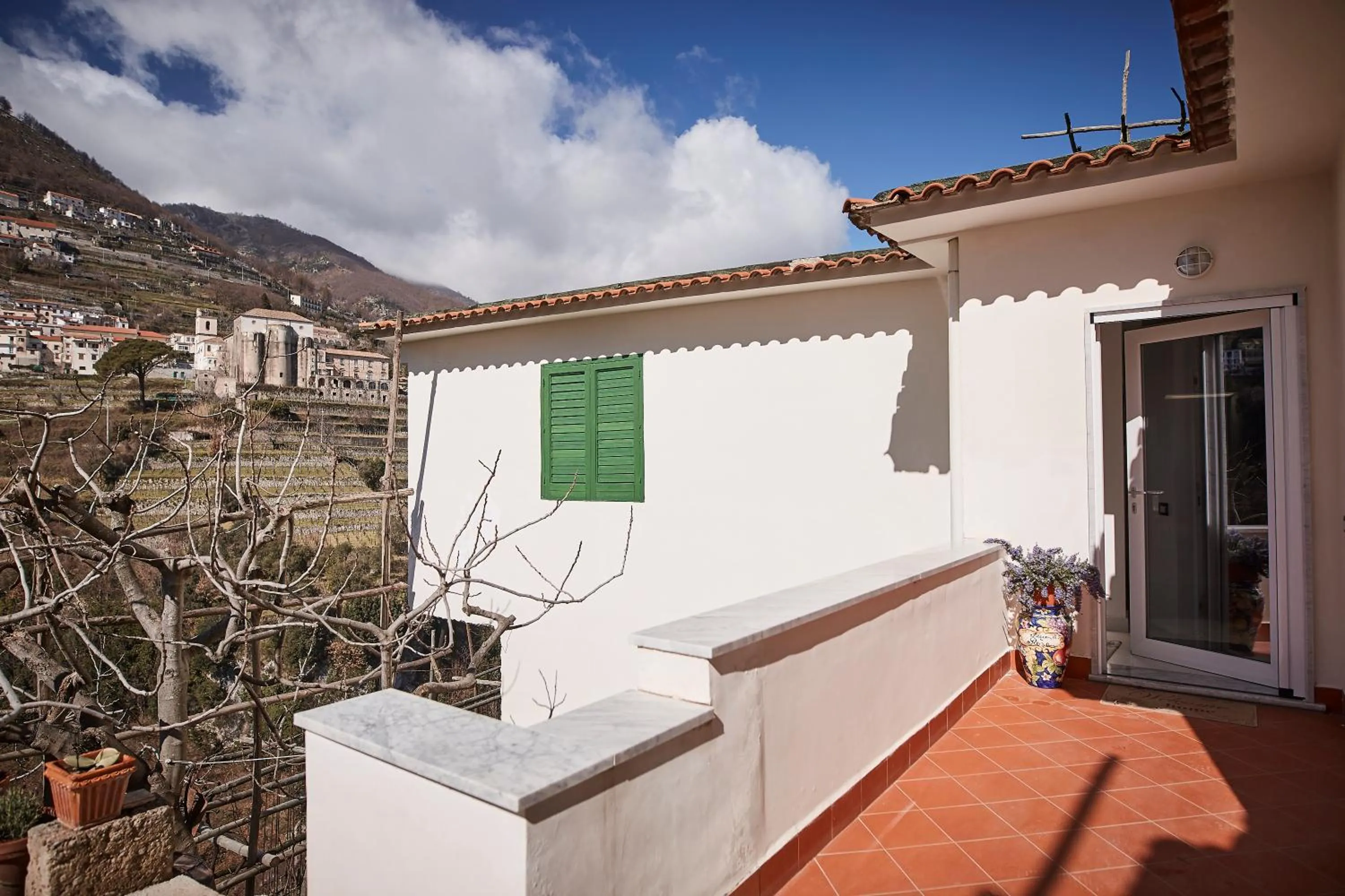 Property building in Rosa e Valentino