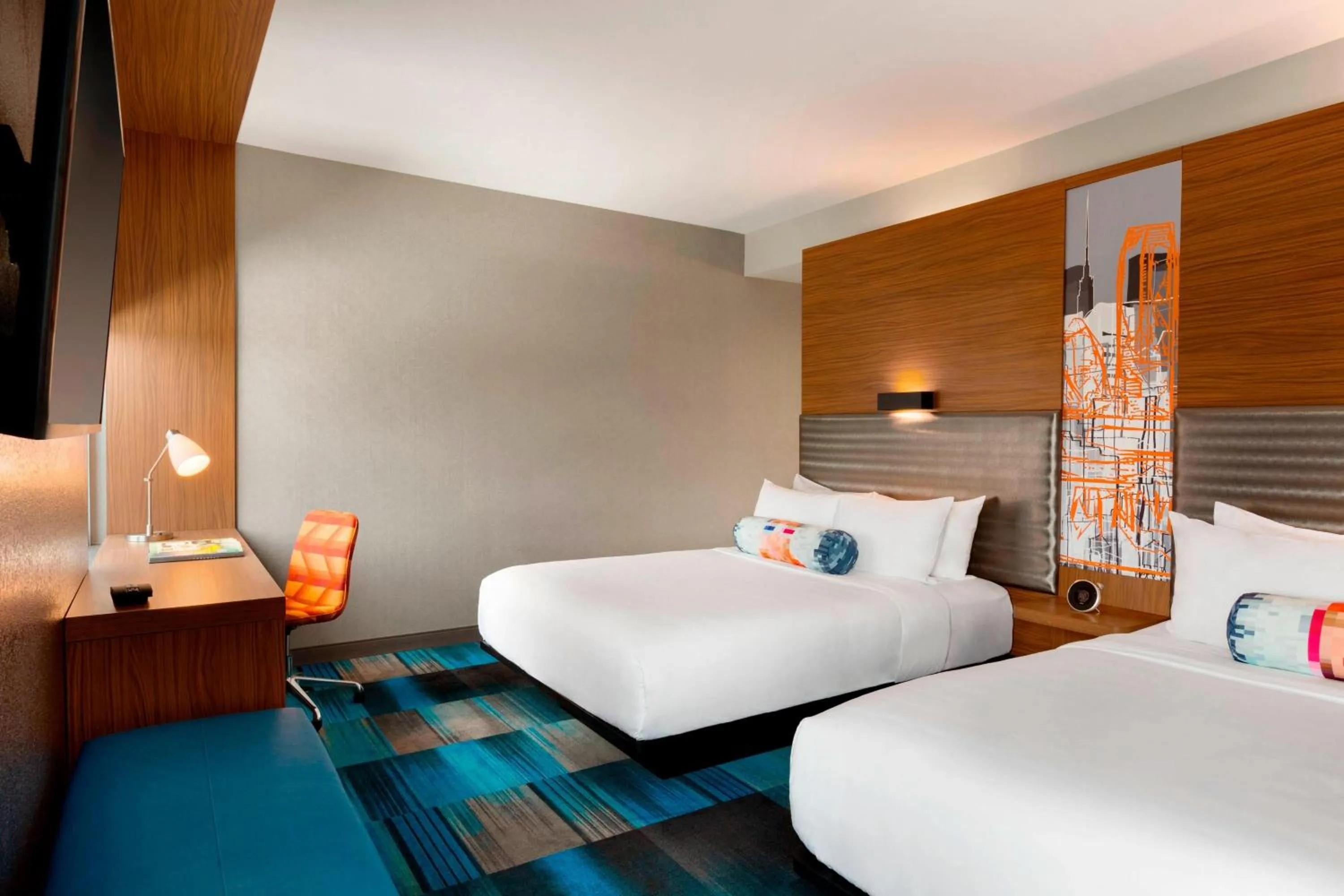 Photo of the whole room, Bed in Aloft Dallas Love Field
