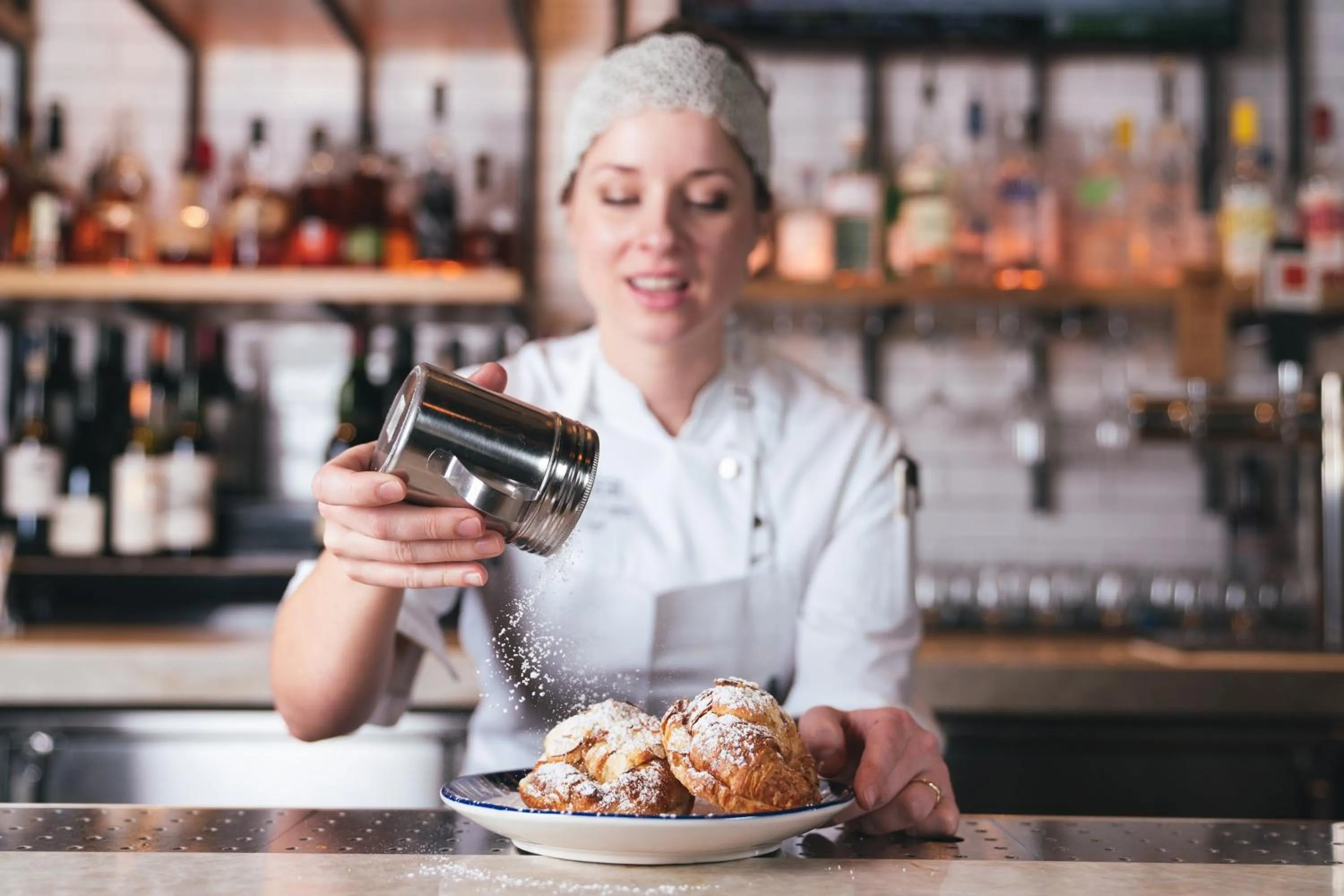 Restaurant/places to eat in Aloft Austin Downtown