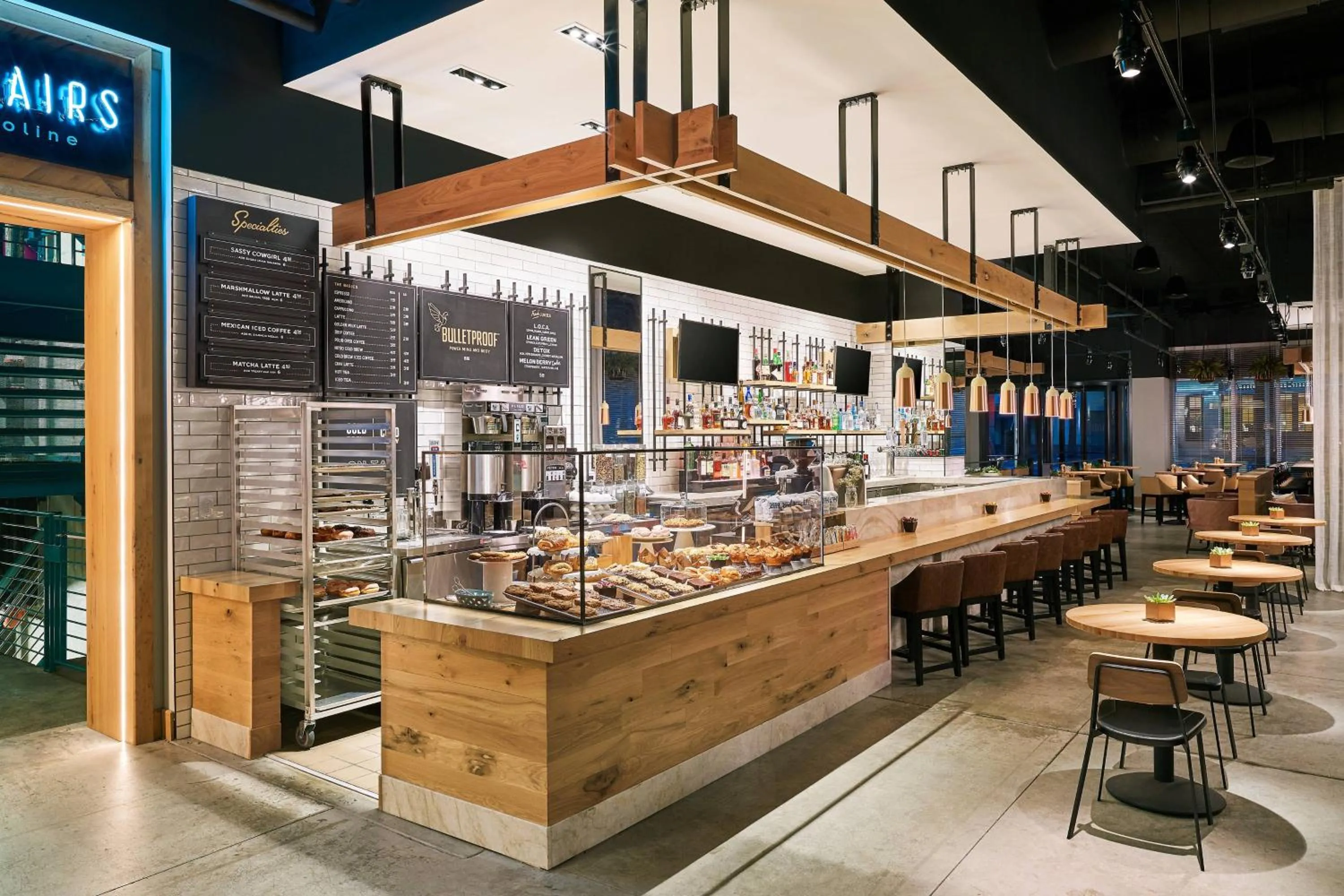 Restaurant/places to eat in Aloft Austin Downtown