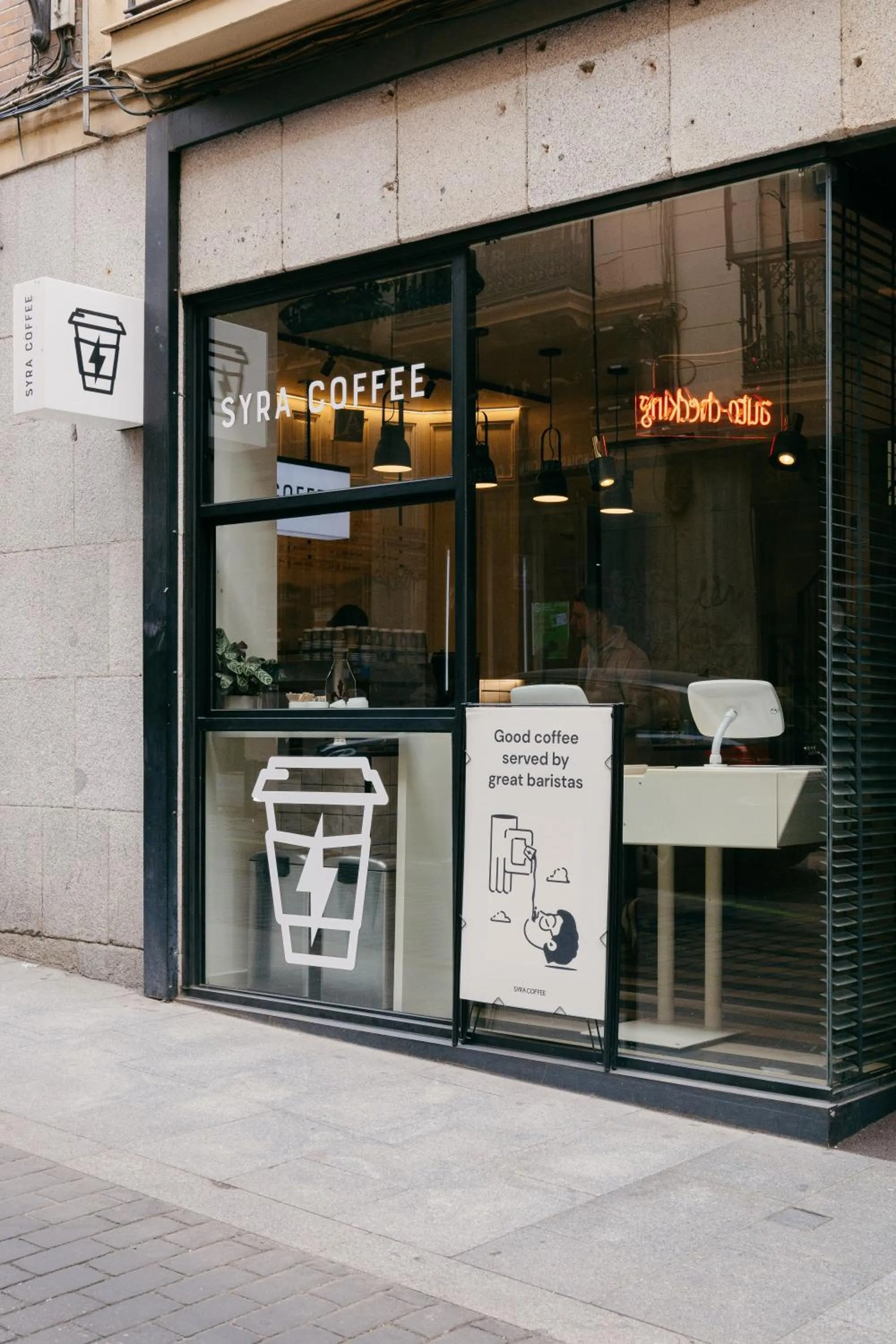 Facade/entrance in room Select Sol