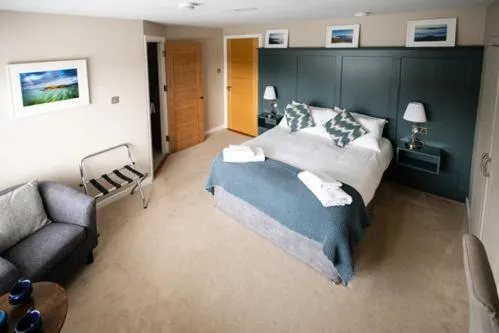 Bed in Summerfield Lodge B&B