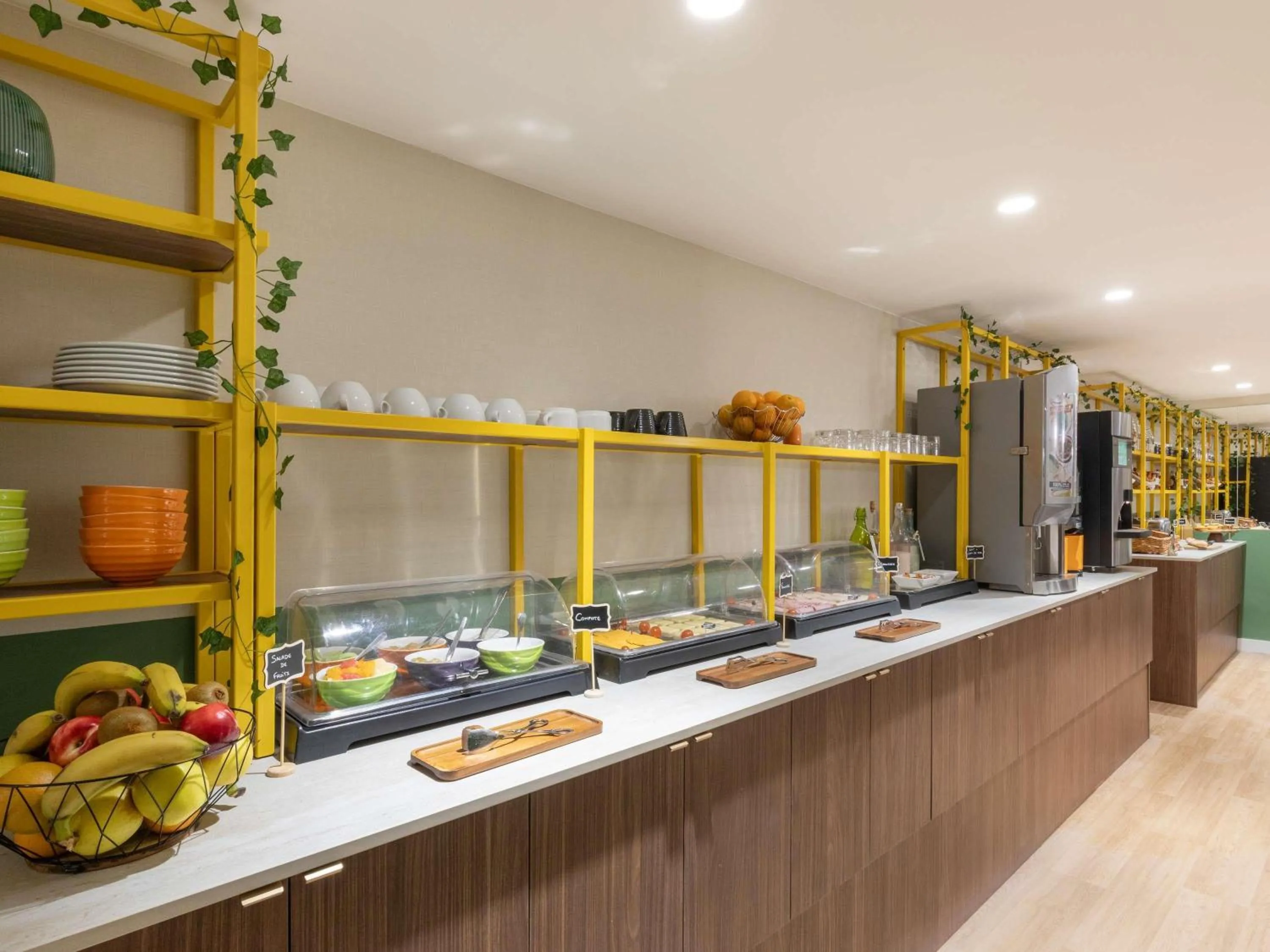 Breakfast in Ibis Styles Paris Jardin de la Villette - Rénové en 2025