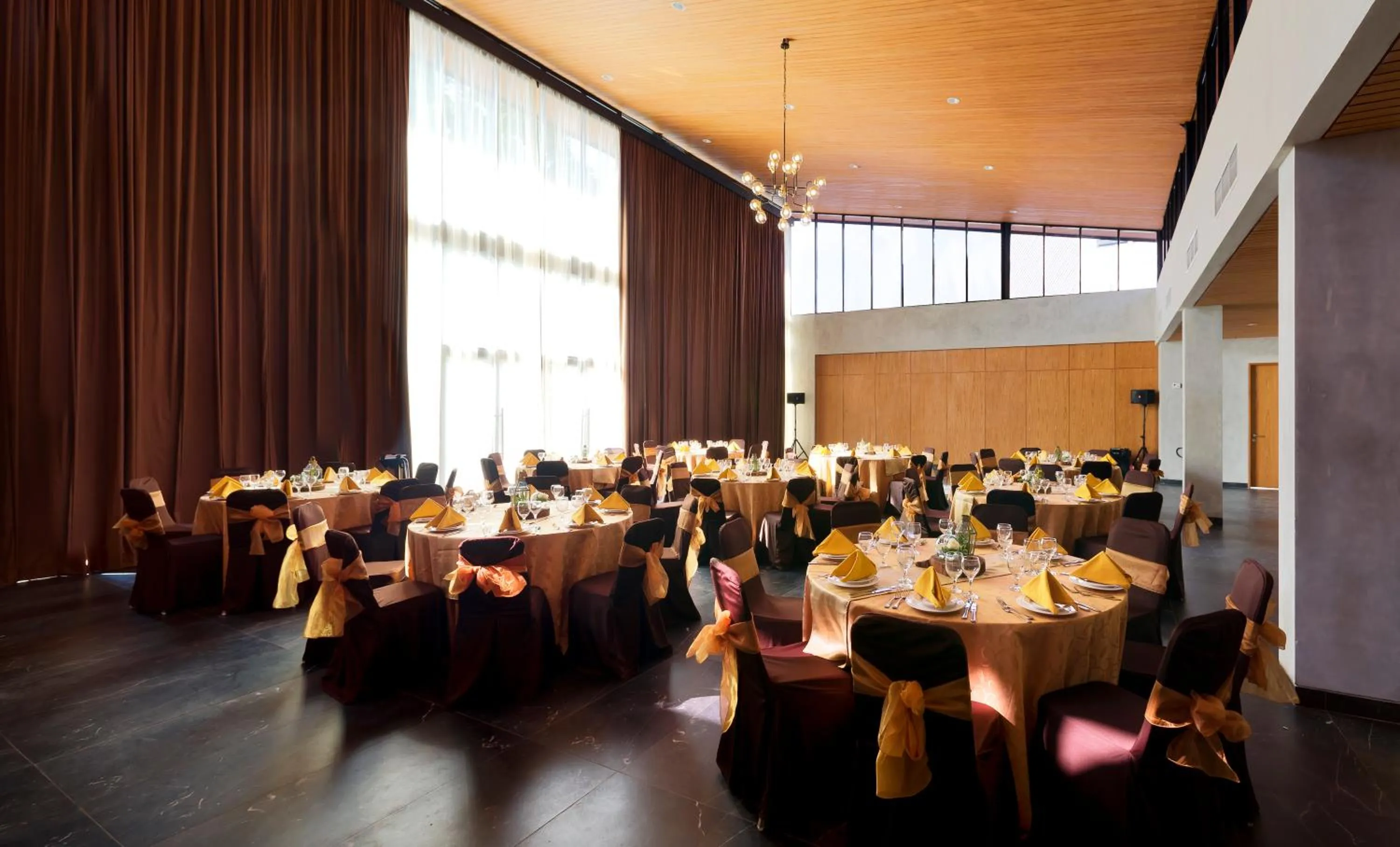 Banquet/Function facilities in Aviary Bintaro