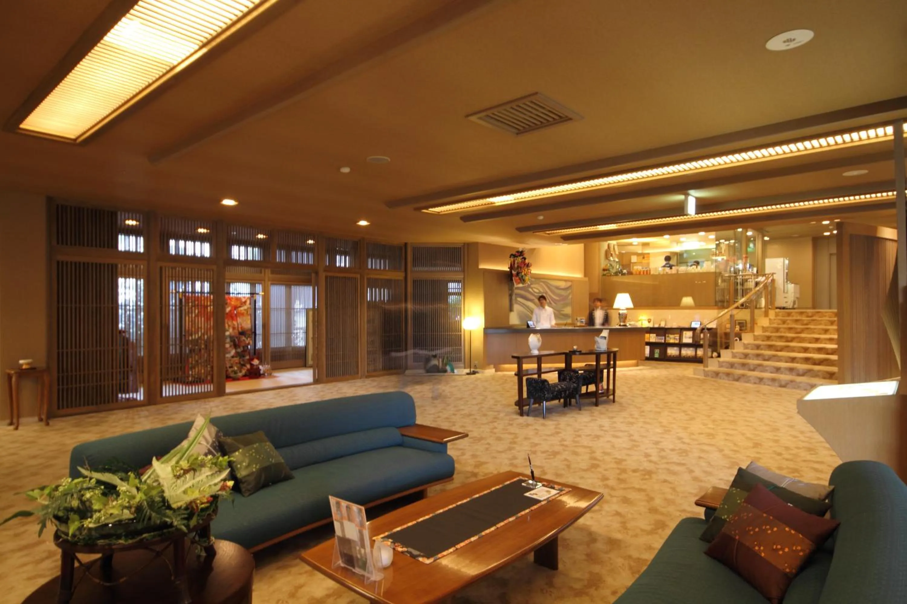 Communal lounge/ TV room in Yutorelo Toyako