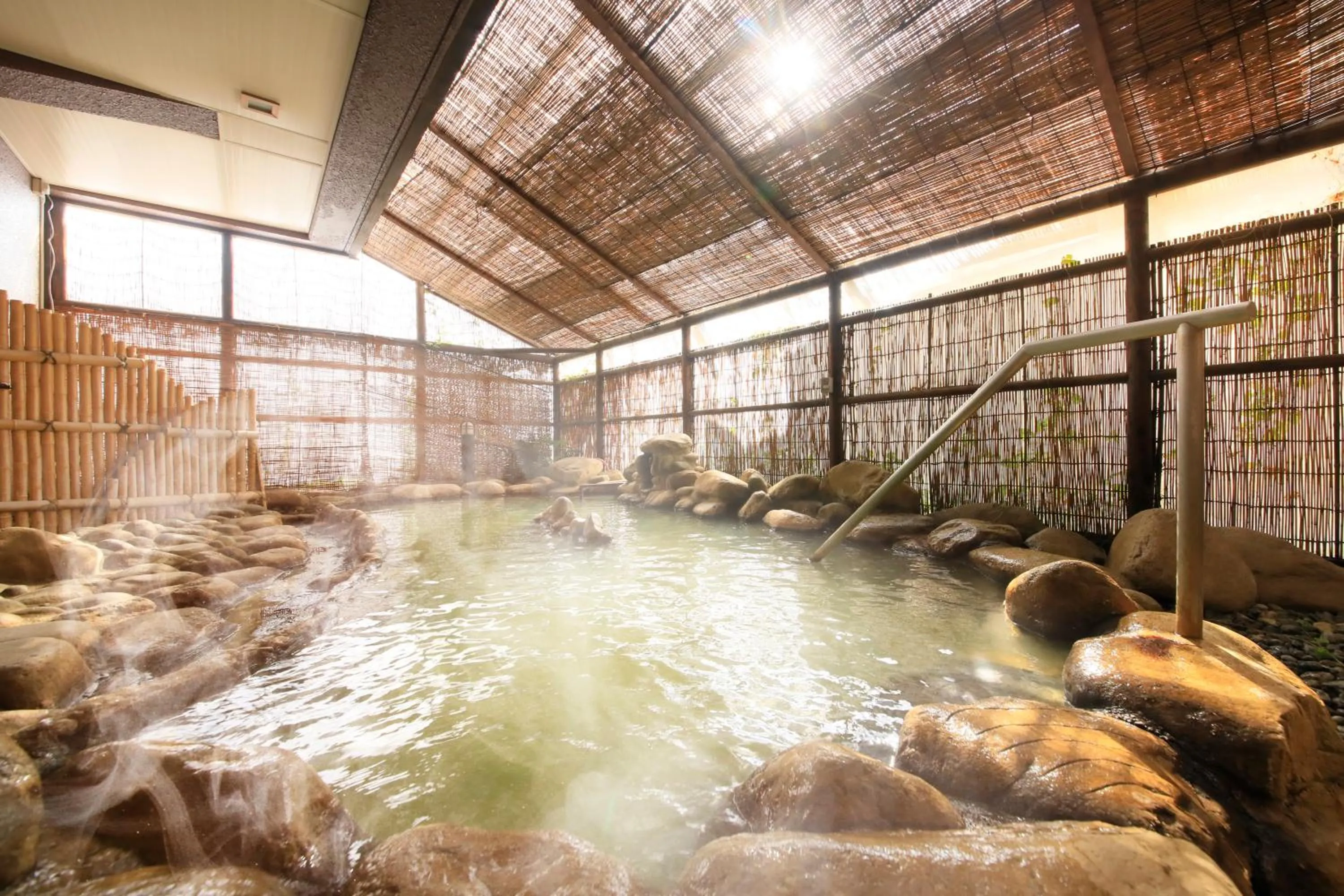 Hot Spring Bath in Yutorelo Toyako