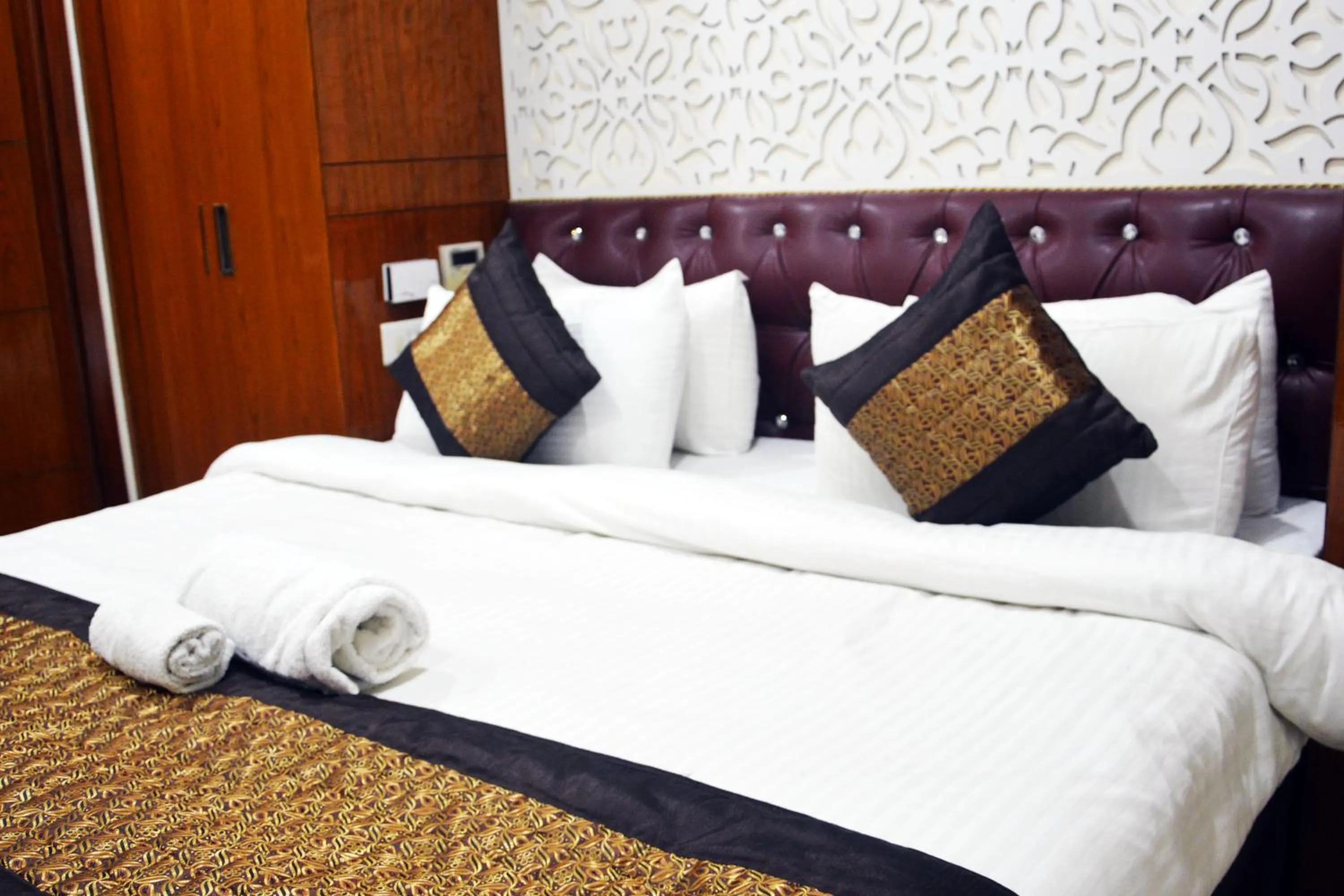 Bedroom, Bed in Trinity Corporate Udyog Vihar