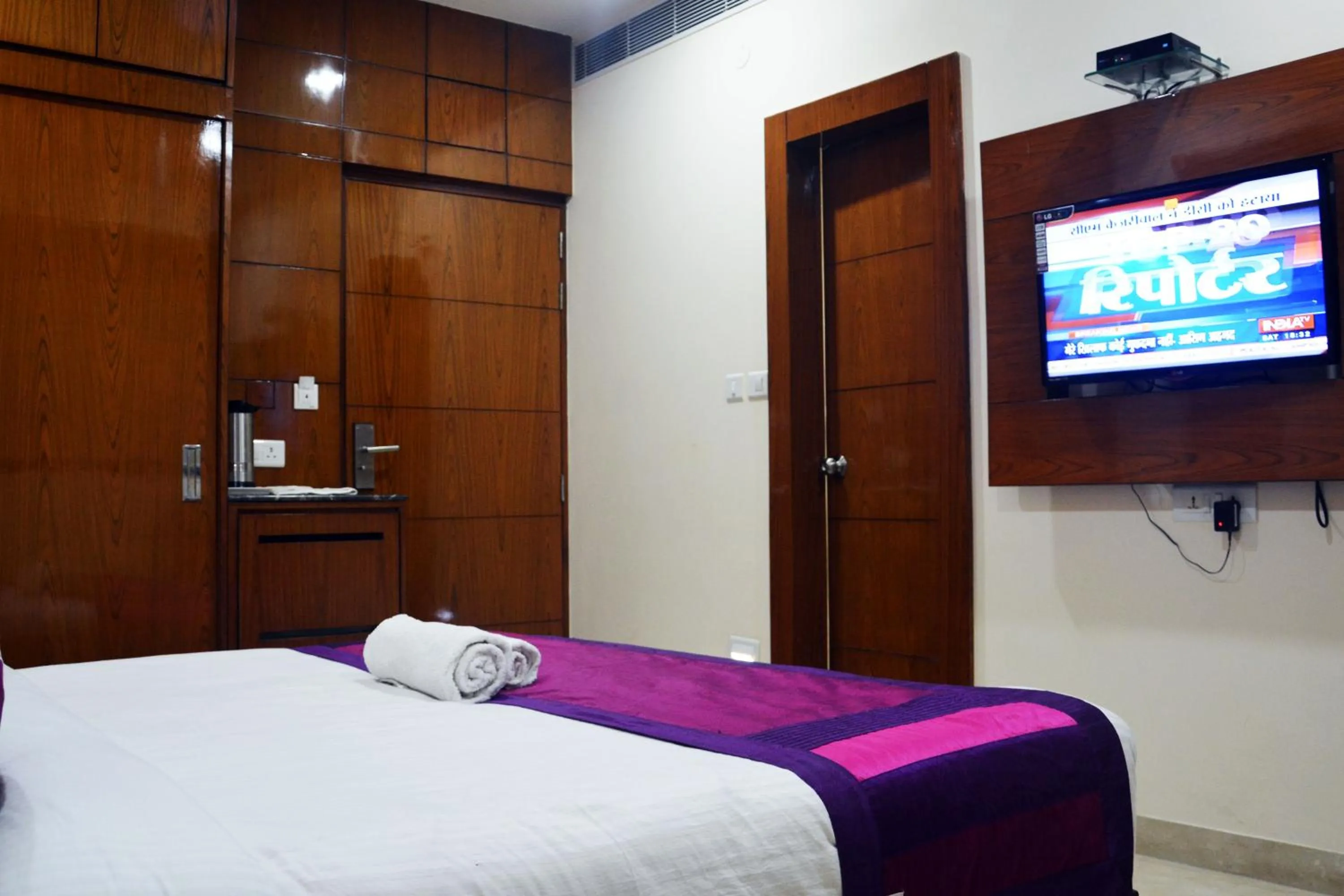 Bedroom, Bed in Trinity Corporate Udyog Vihar
