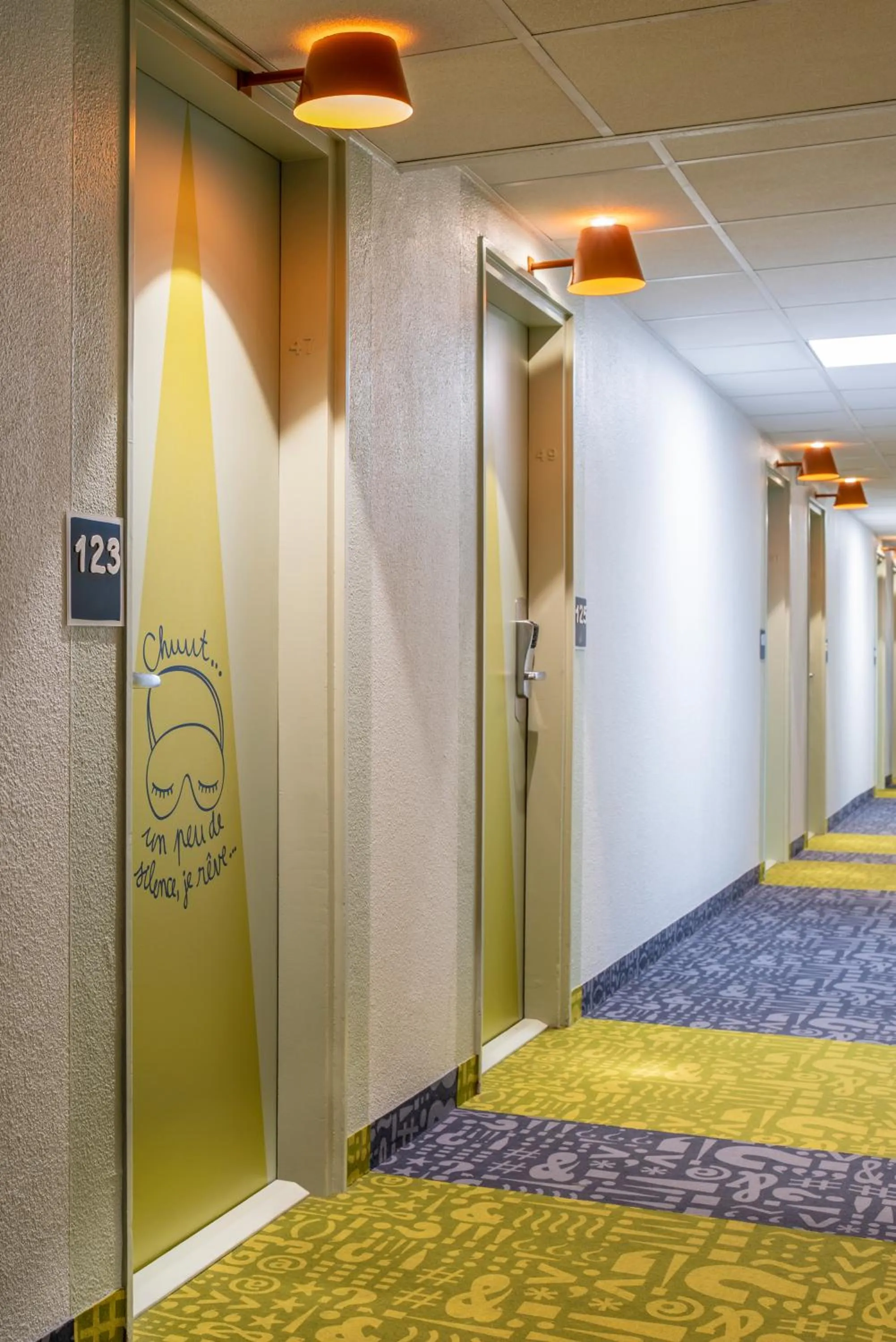 Bedroom in ibis budget Saint-Ouen-l'Aumône