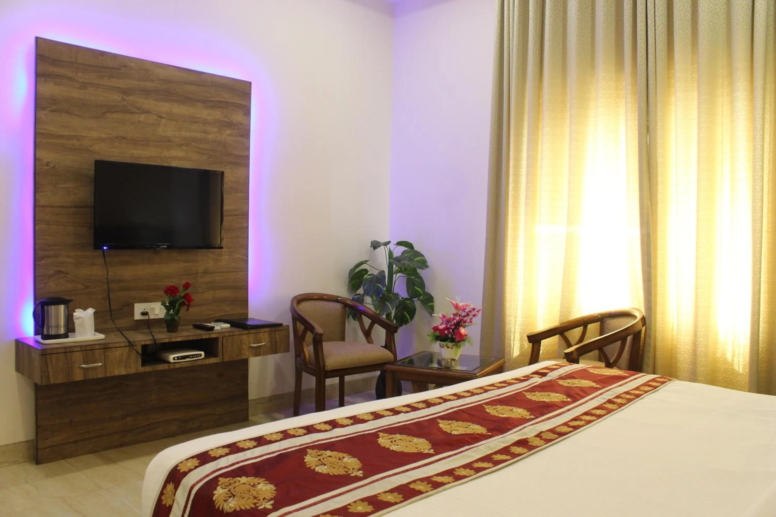 Photo of the whole room, Bed in Regal Hotel and restaurant