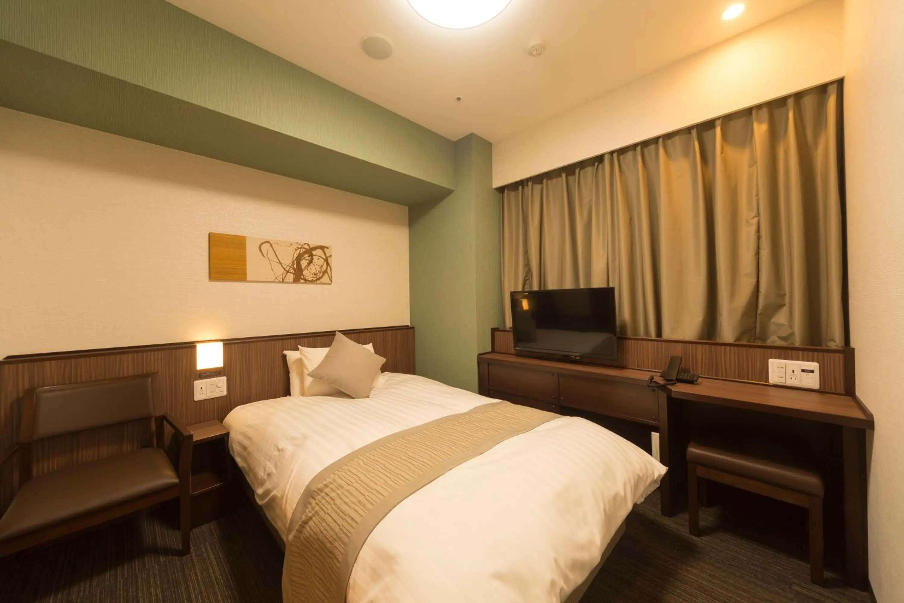 Bed in Dormy Inn Premium Kanda