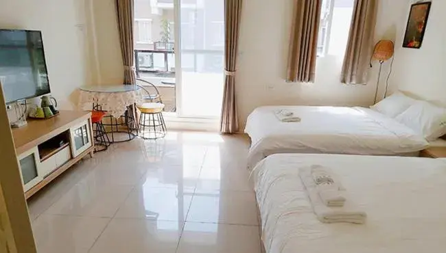 Quadruple Room with Bathroom in Beyond Home Quadruple Room with Bathroom in Beyond Home