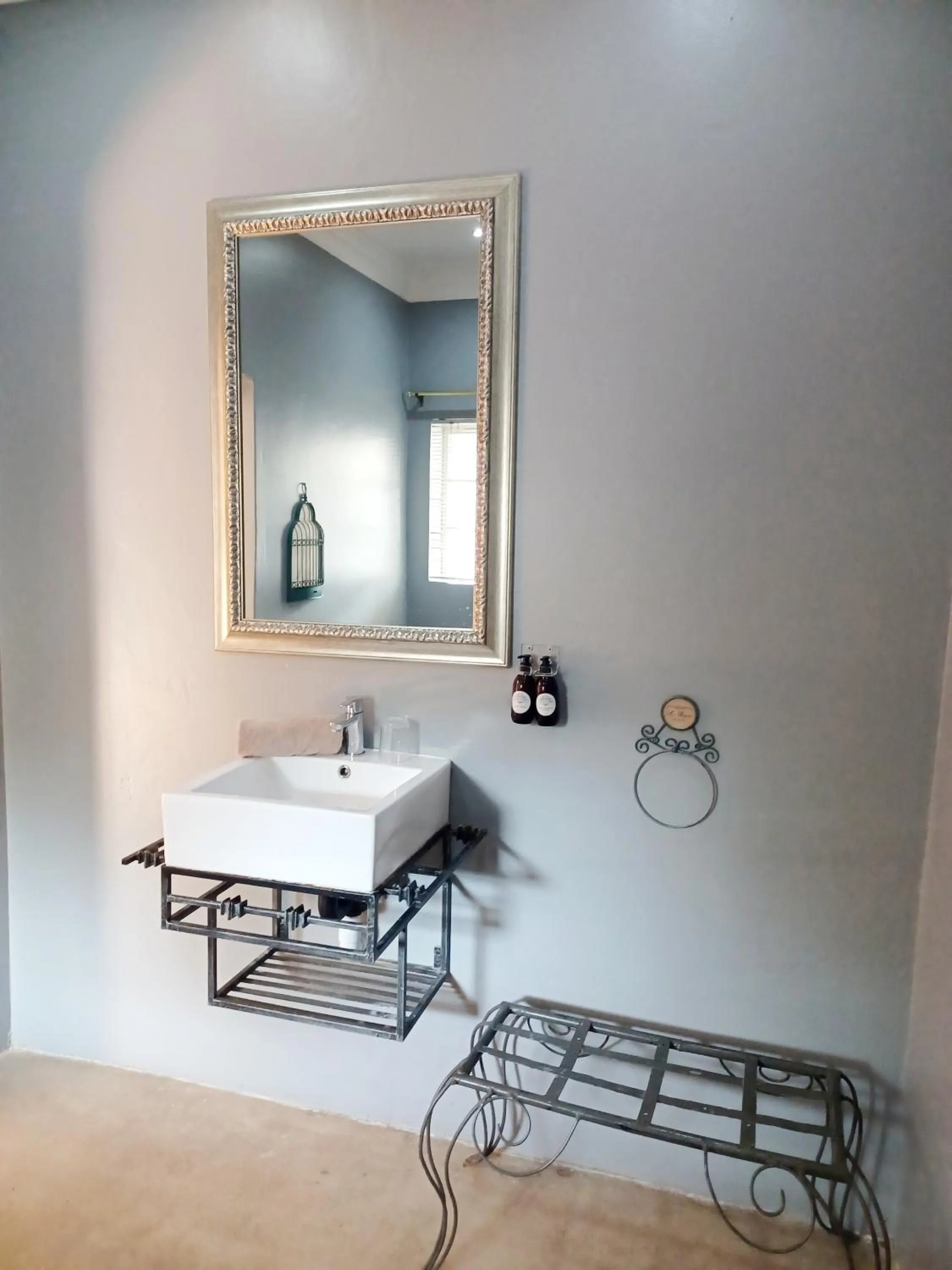 Bathroom in Casa Cara Guest House